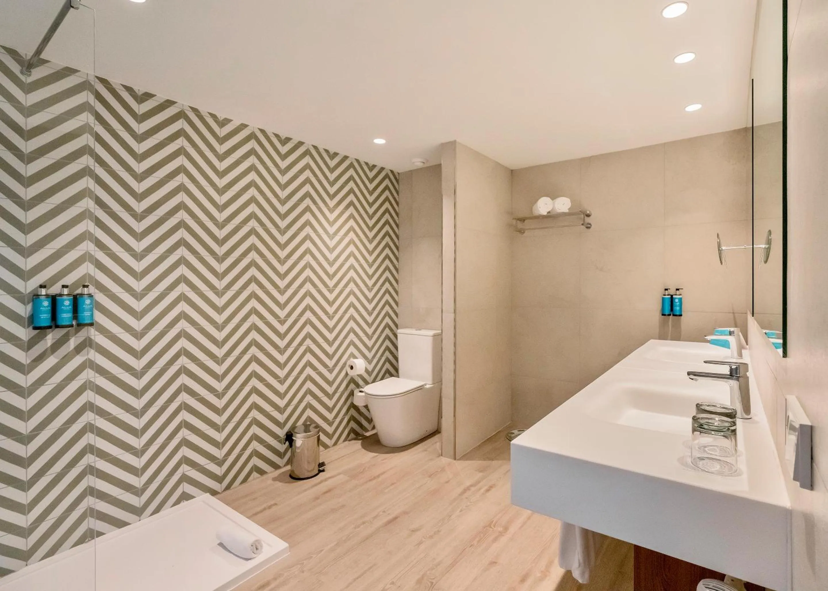 Bathroom in Alua Atlantico Golf - All Inclusive