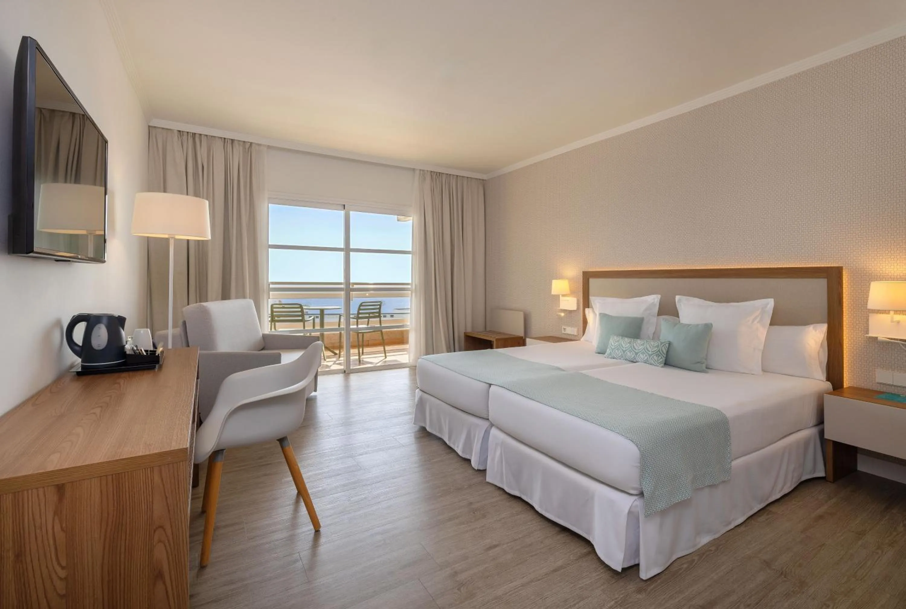 Bedroom, Bed in Alua Atlantico Golf - All Inclusive