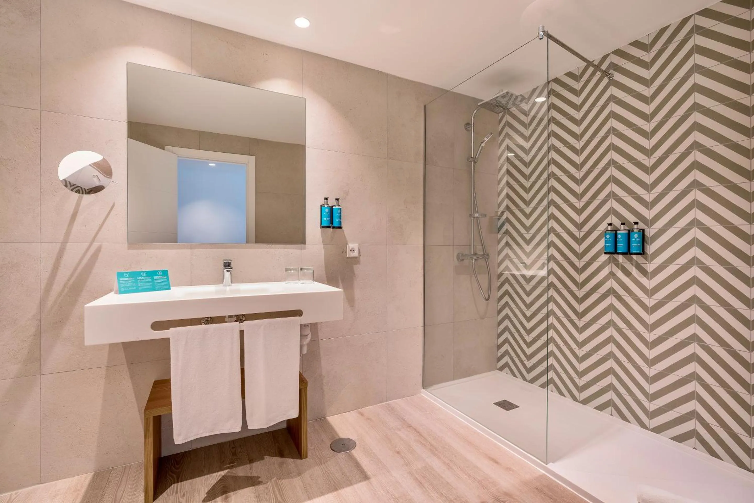 Bathroom in Alua Atlantico Golf - All Inclusive