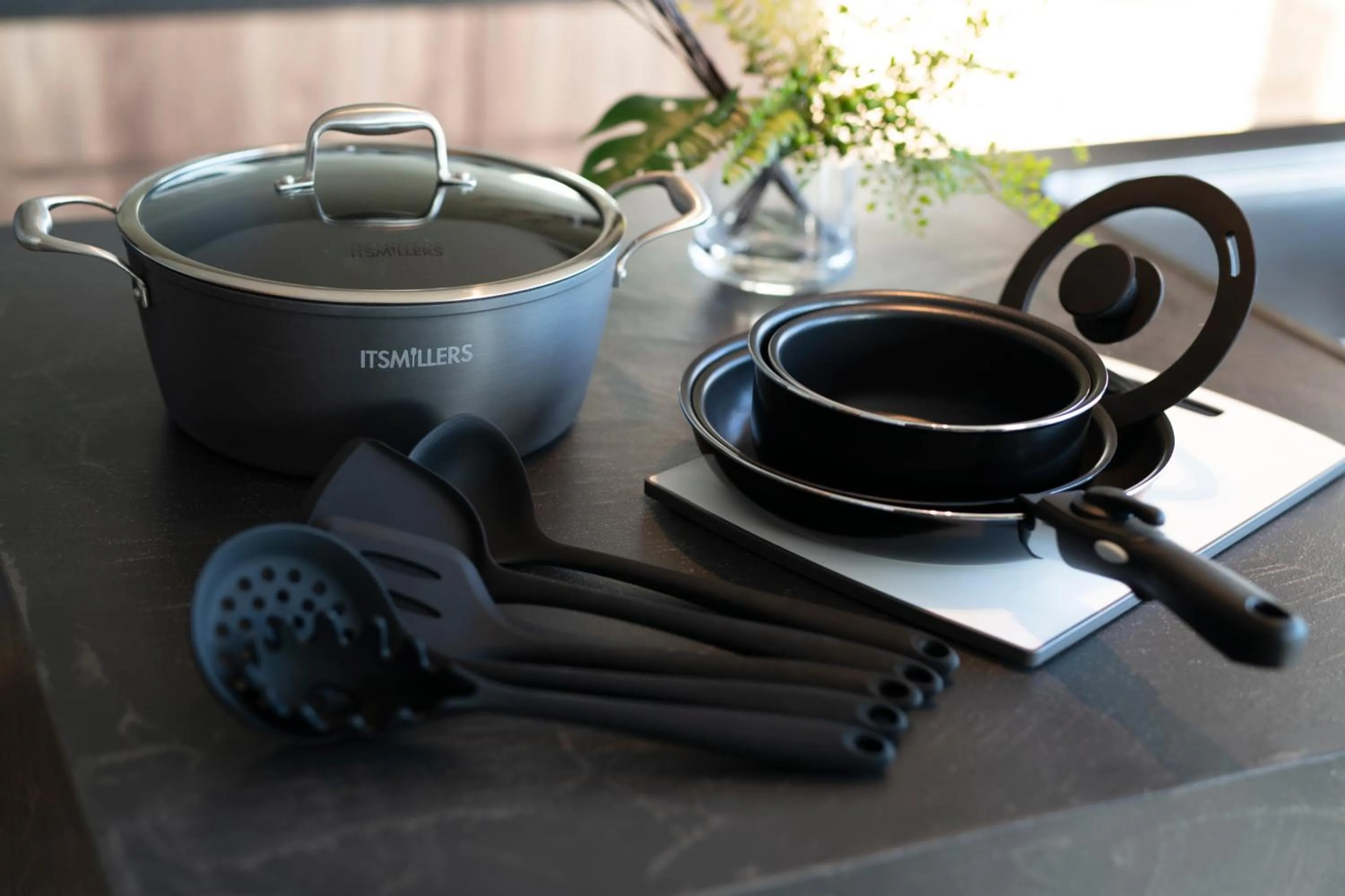 Kitchen or kitchenette in KOURI VILLA Indigo