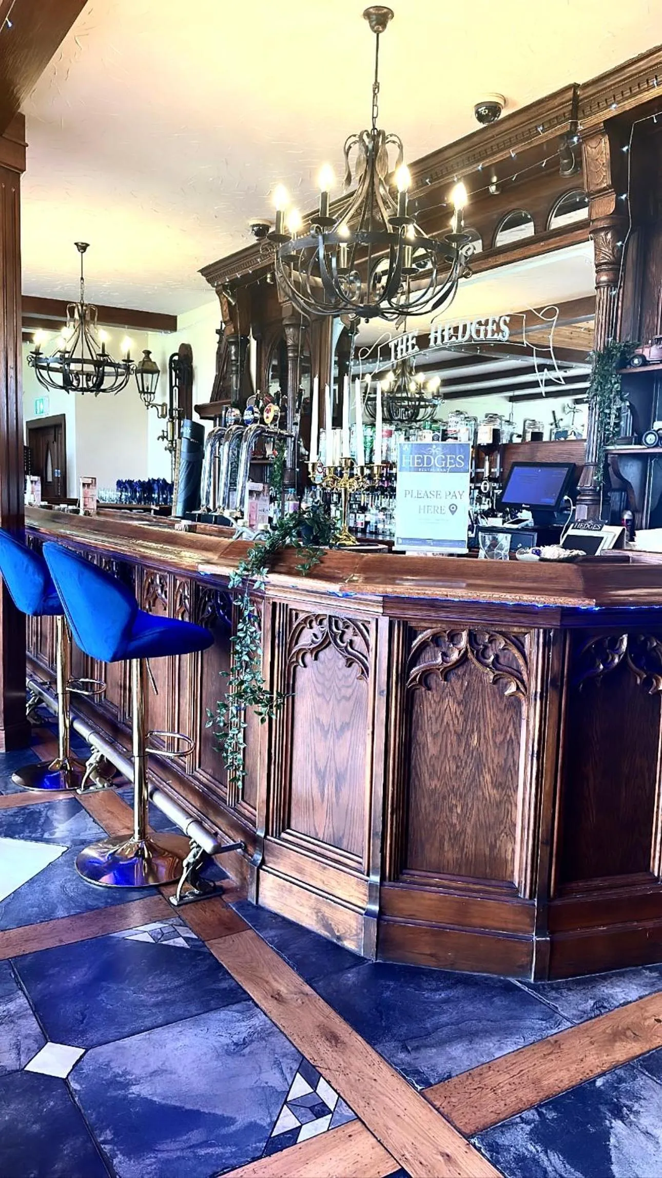 Restaurant/places to eat in The Hedges Hotel