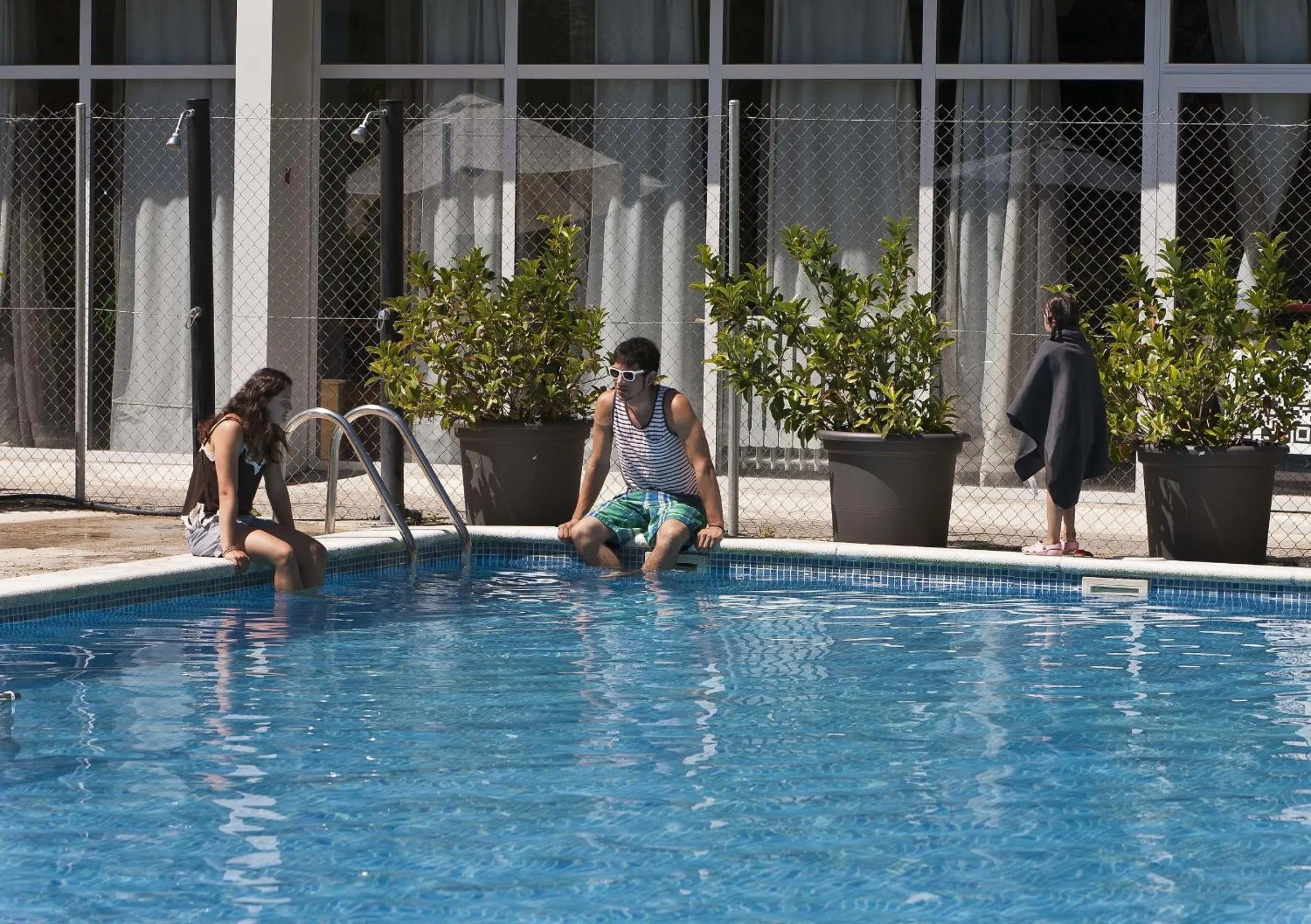 Swimming pool in Inout