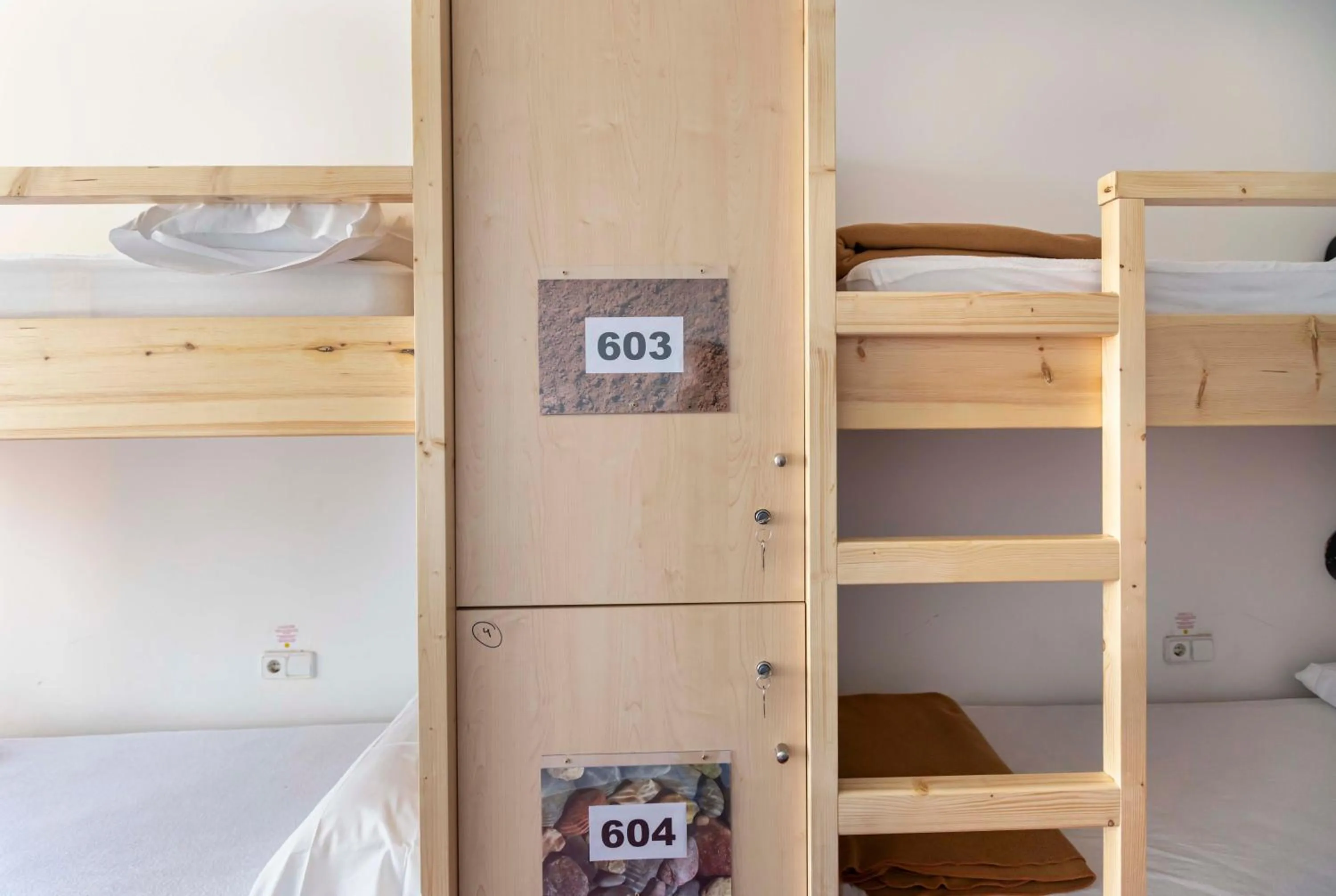bunk bed, Bed in Inout