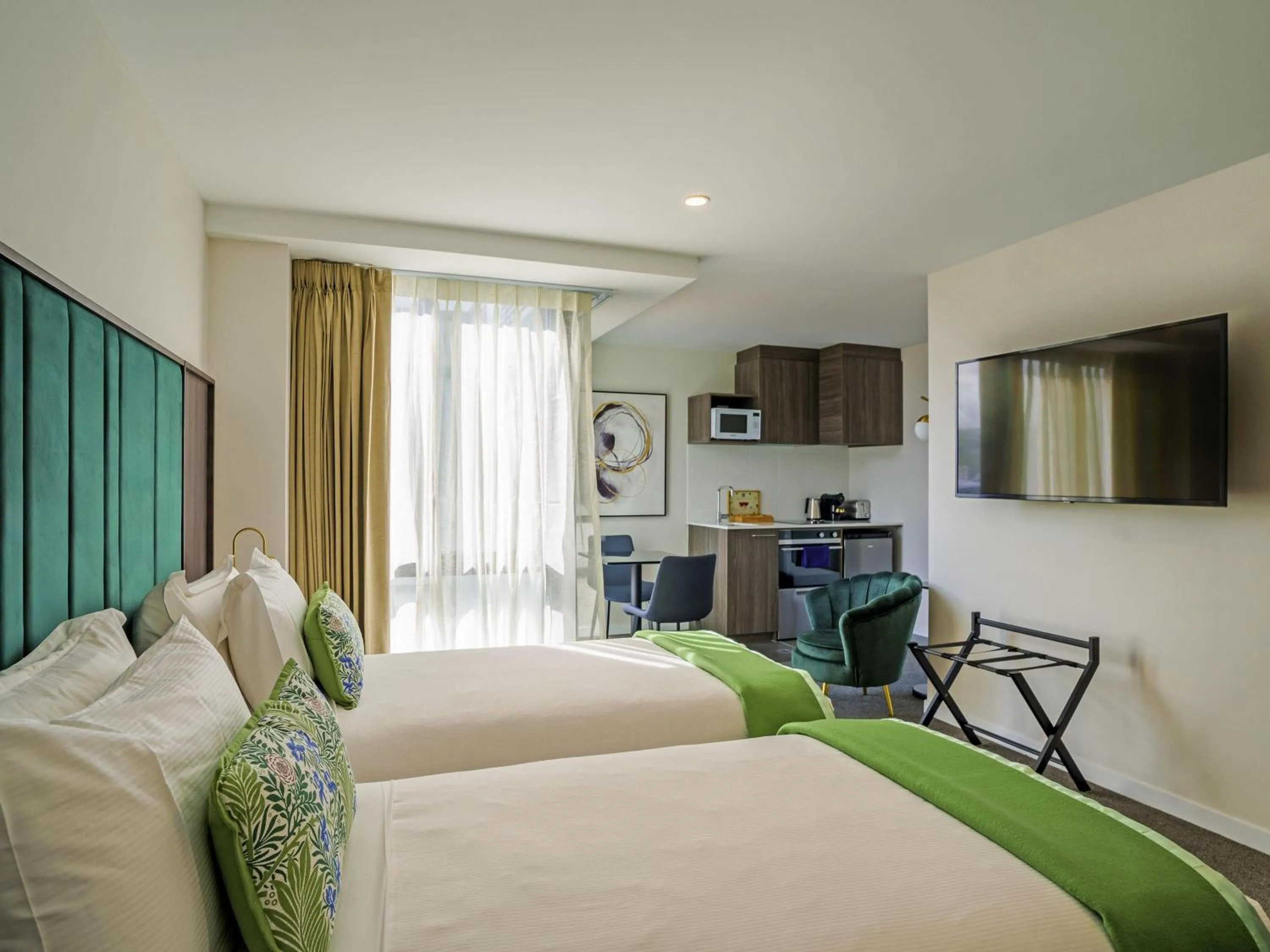 Bedroom, Bed in The Sebel Wellington Thorndon