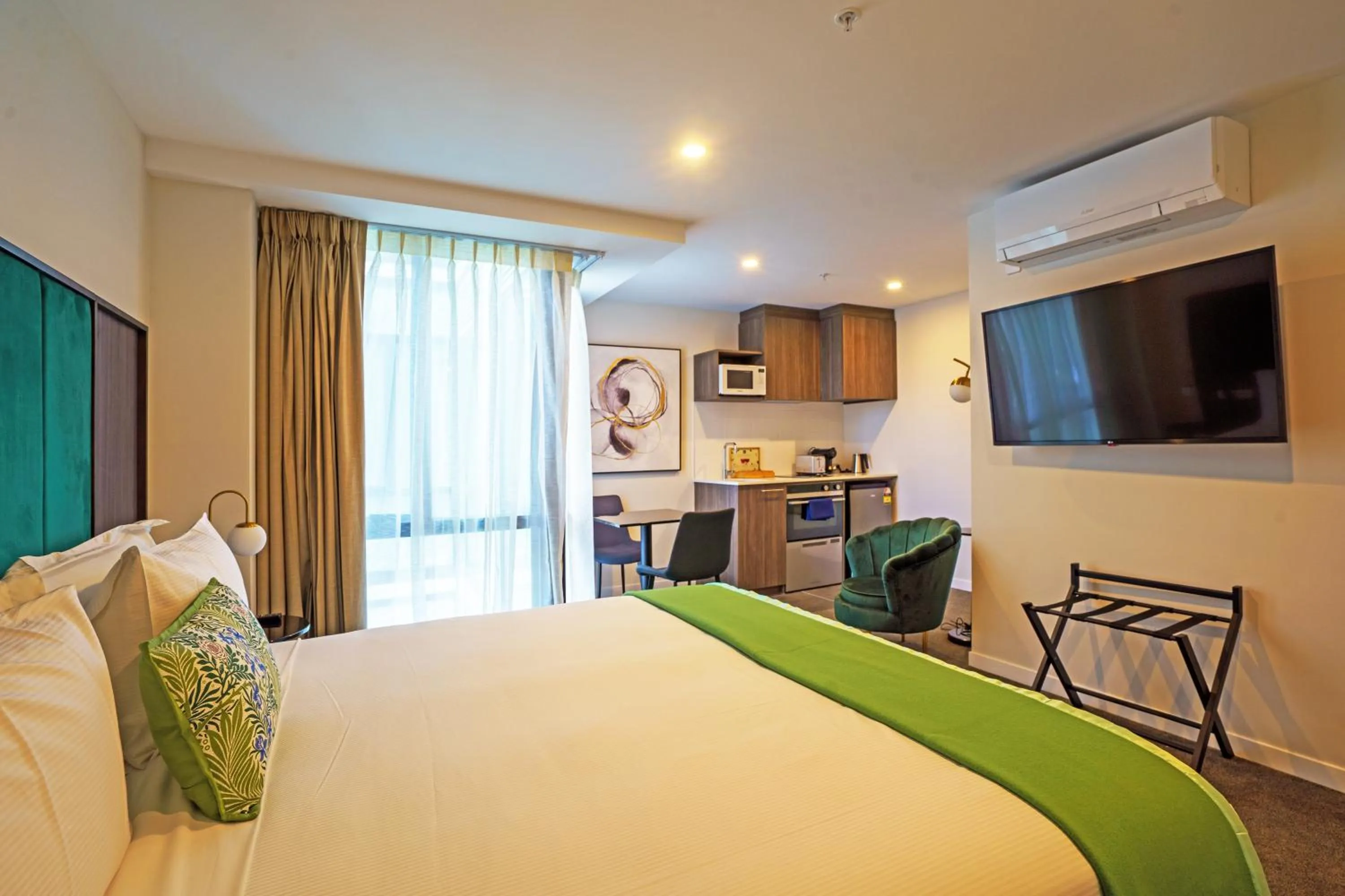 Bed in The Sebel Wellington Thorndon