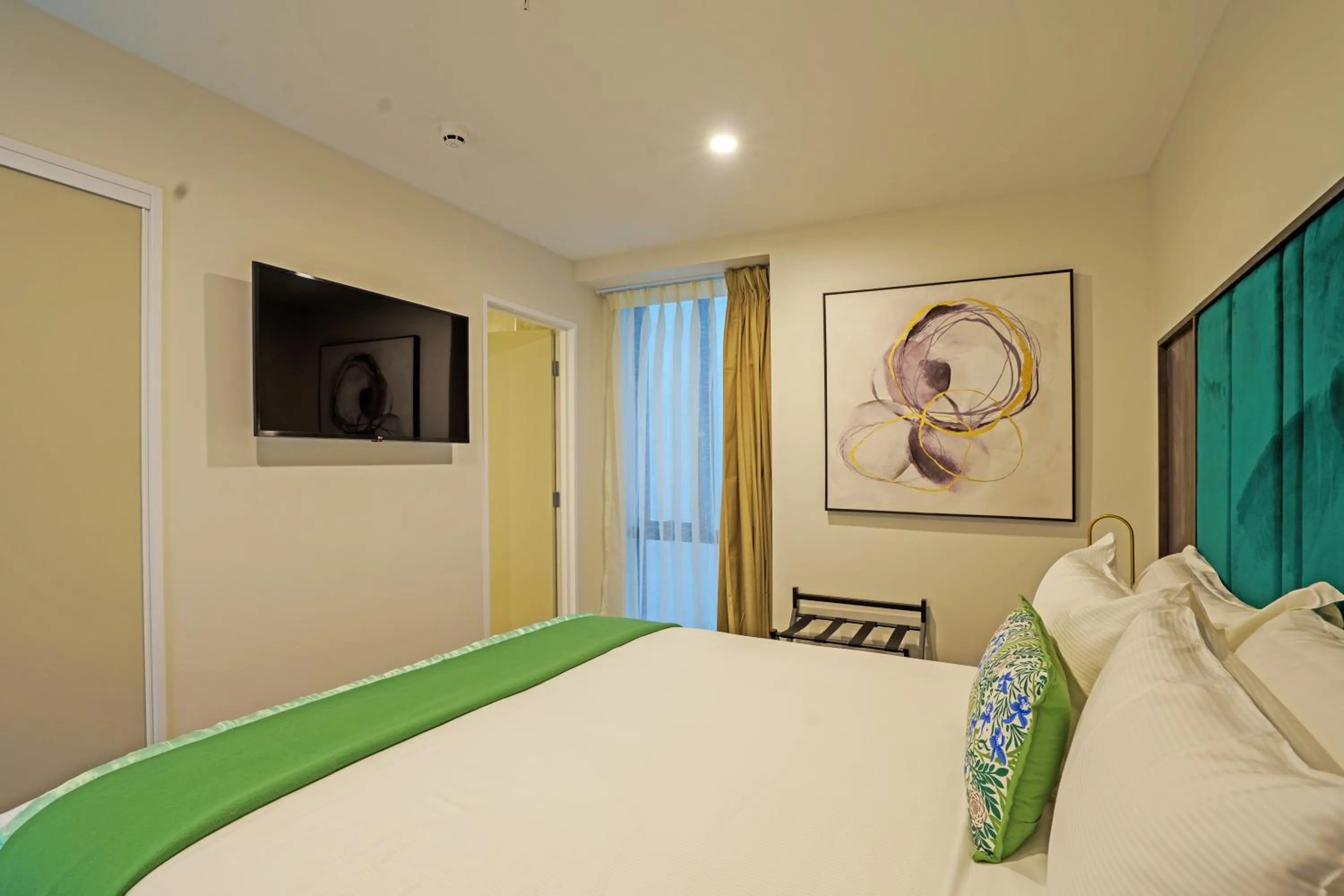 Bed in The Sebel Wellington Thorndon