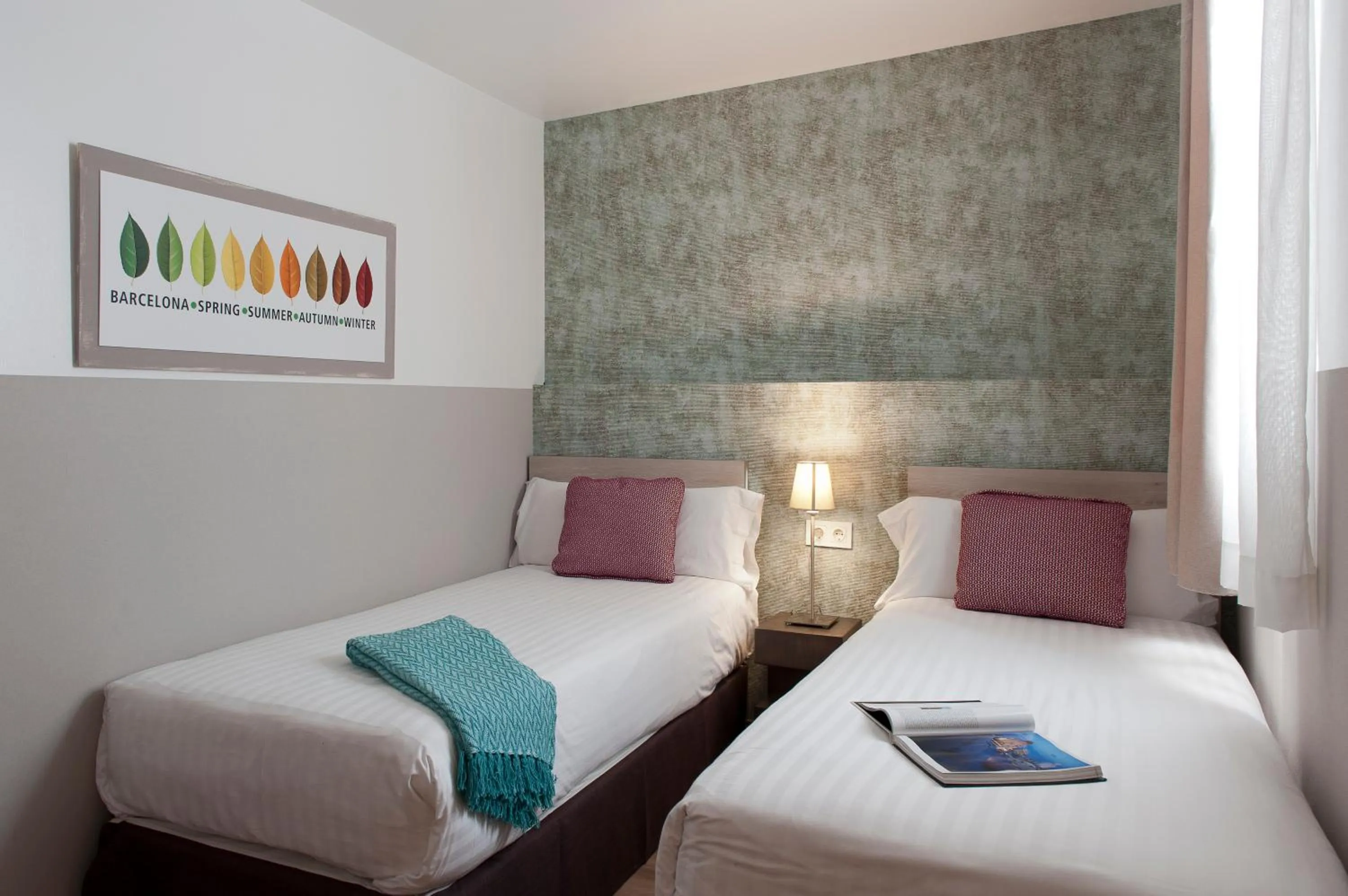 Bedroom, Bed in MH Apartments S. Familia