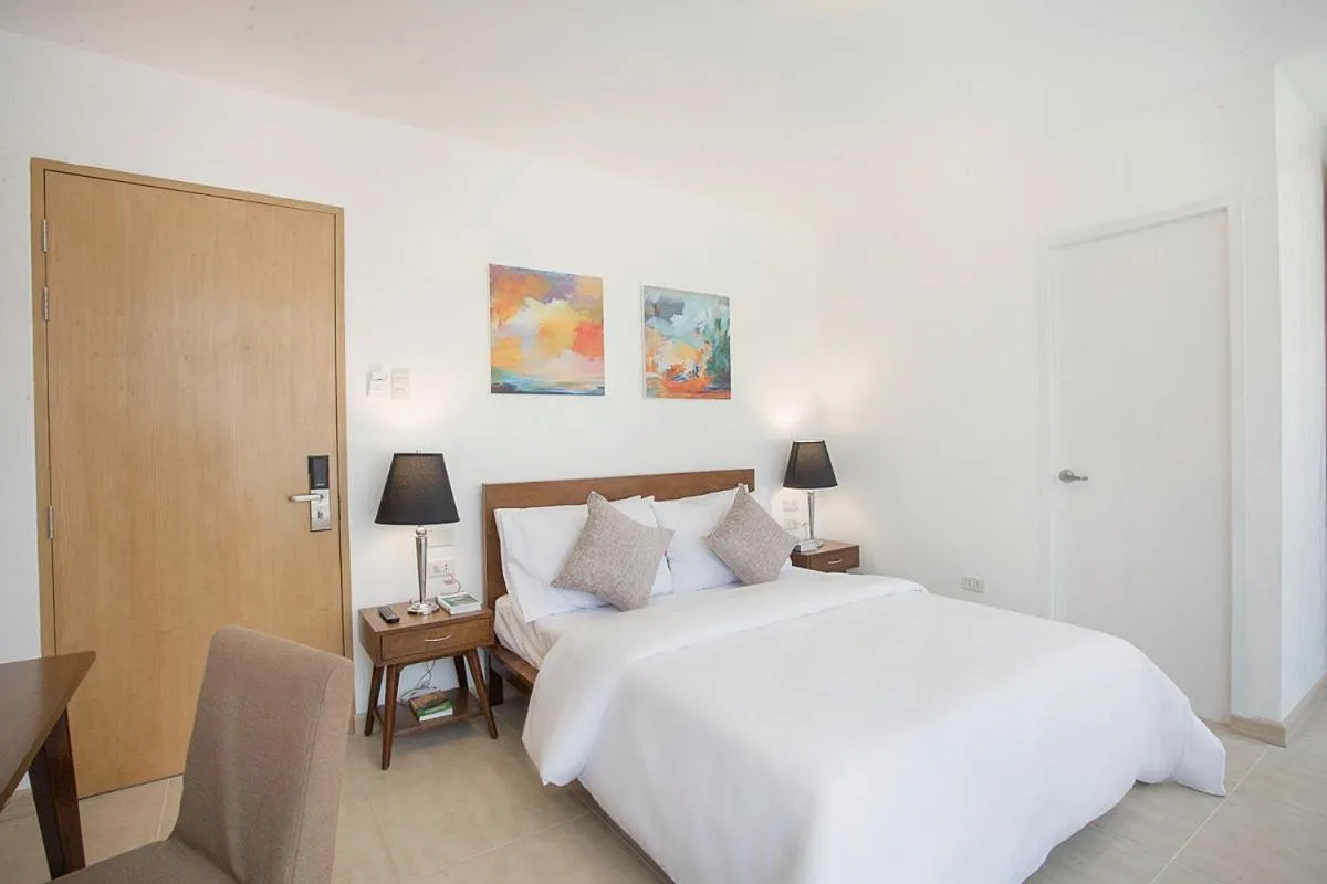 Bed in Chatswood Residences and Hotel