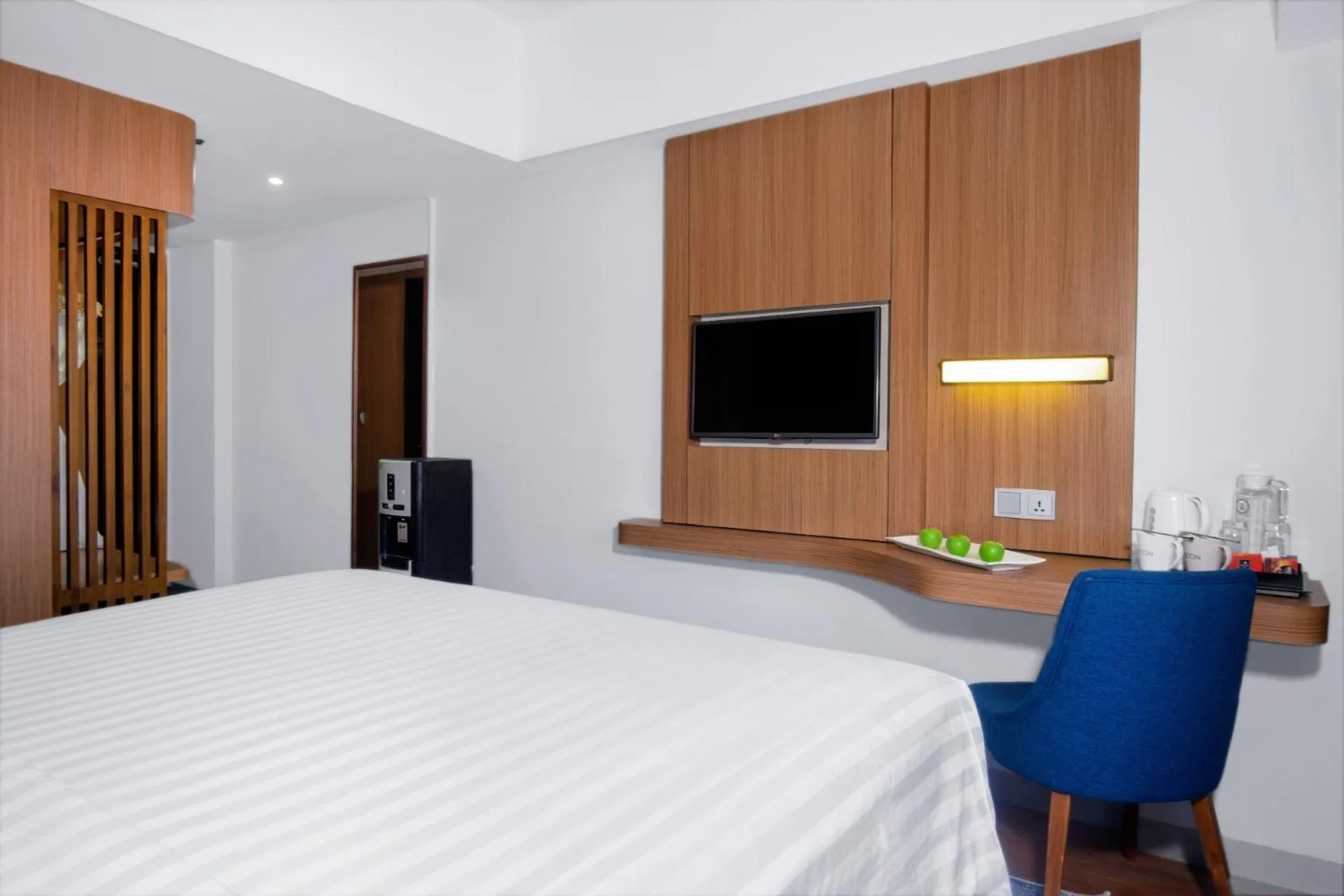 Bed in Aston Inn Cilacap