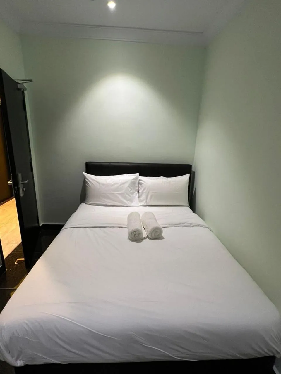 Bedroom, Bed in I Go Inn