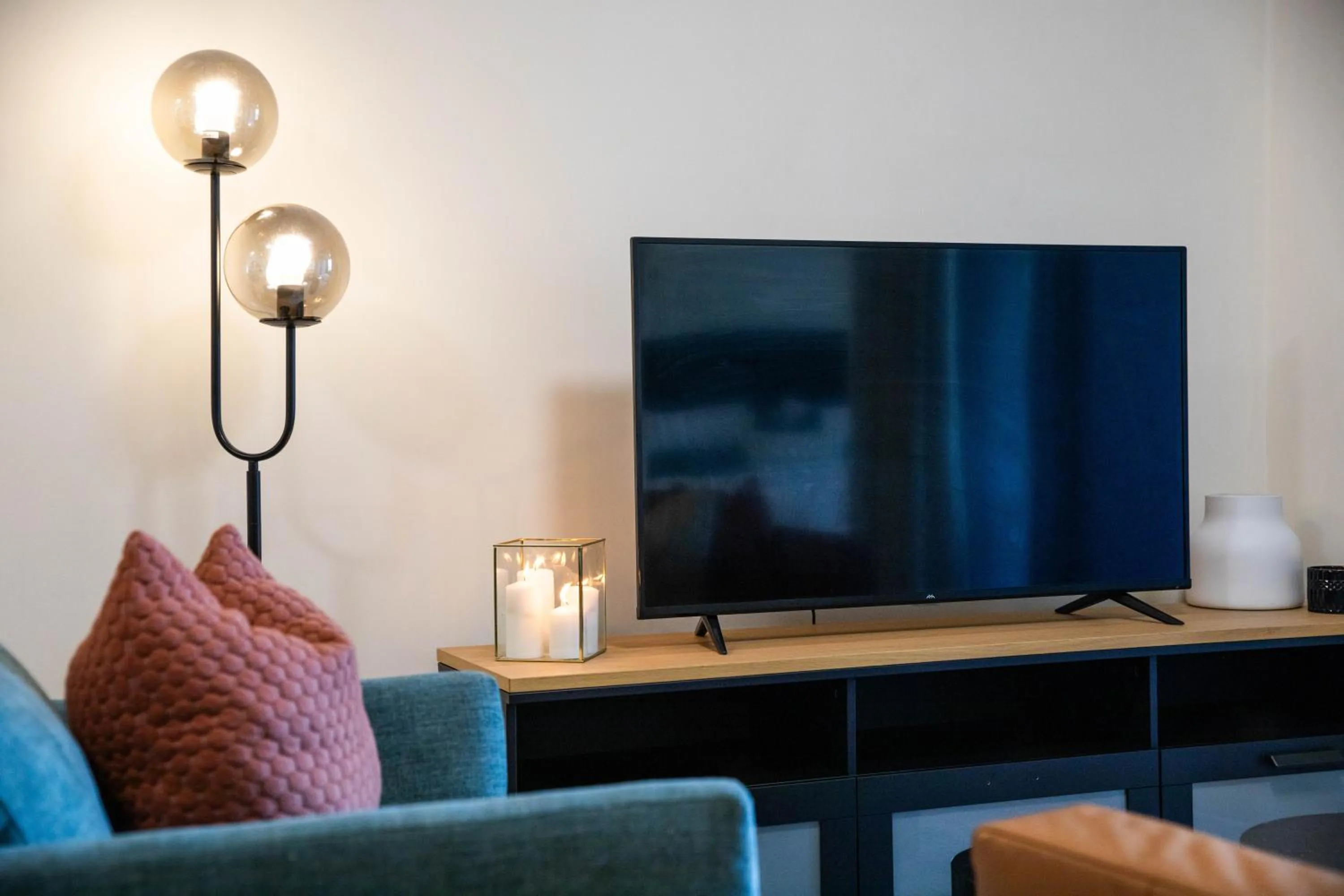 TV and multimedia in AAB Apartments