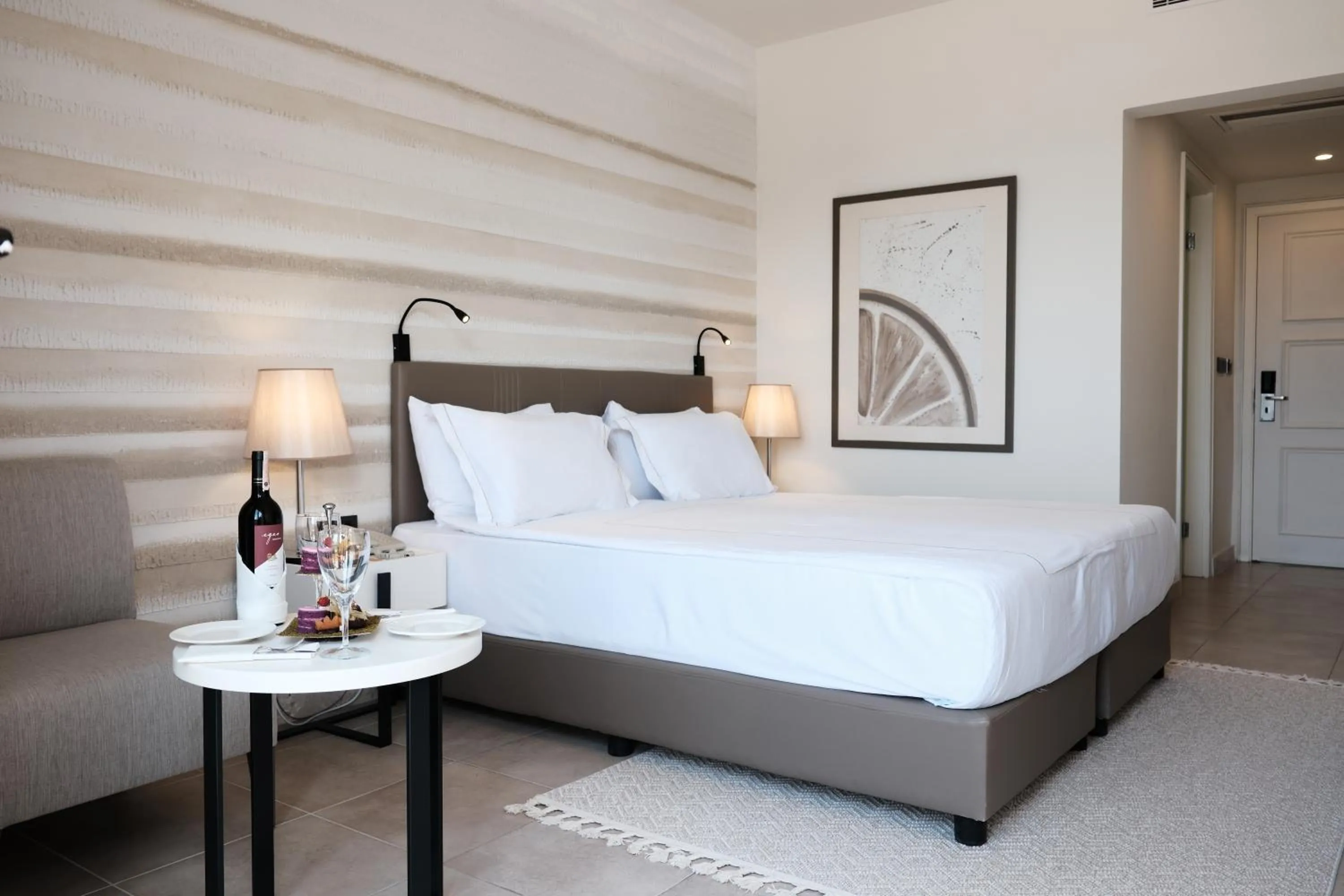 Photo of the whole room, Bed in Arin Resort Bodrum