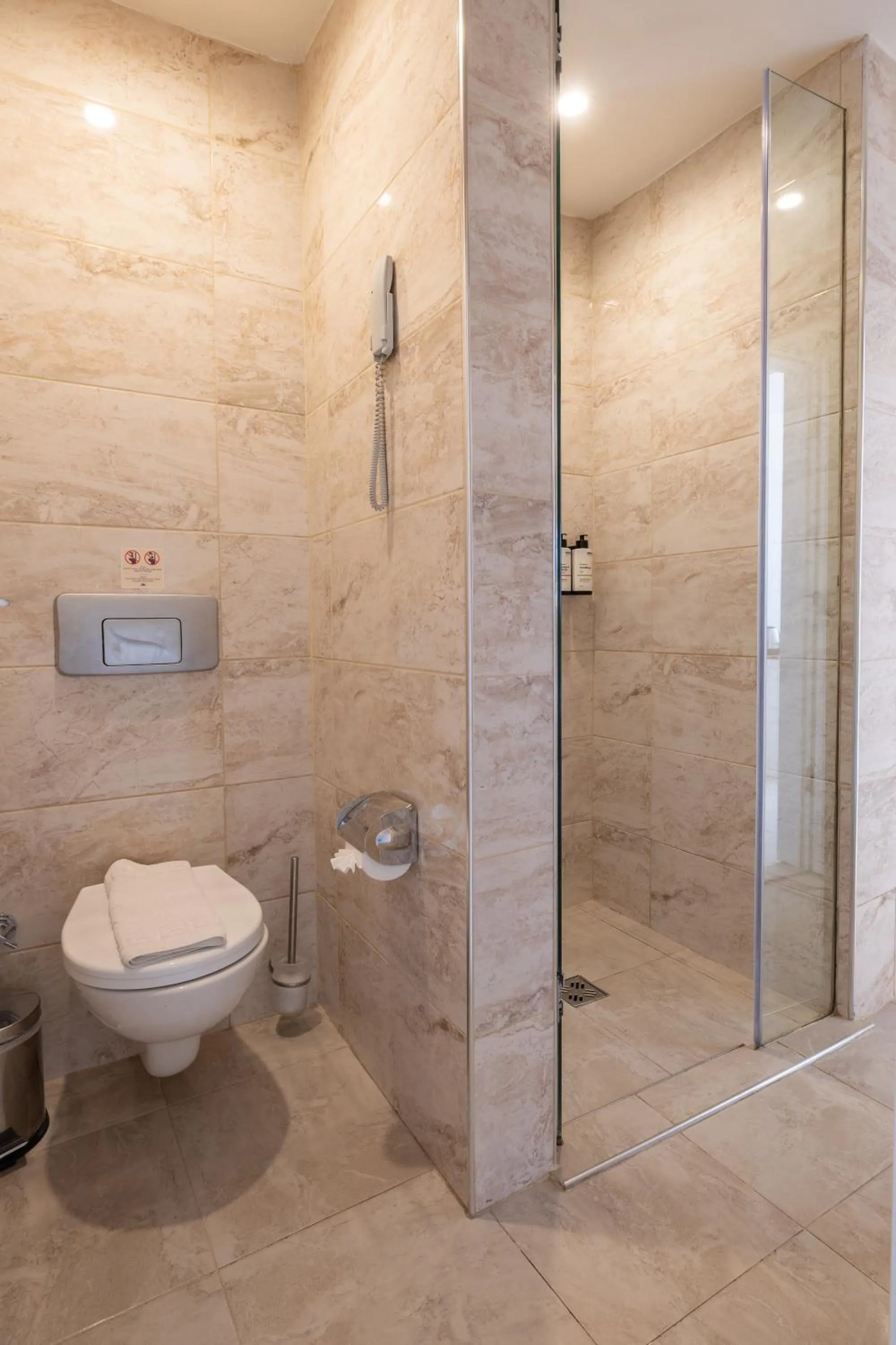 Shower in Arin Resort Bodrum