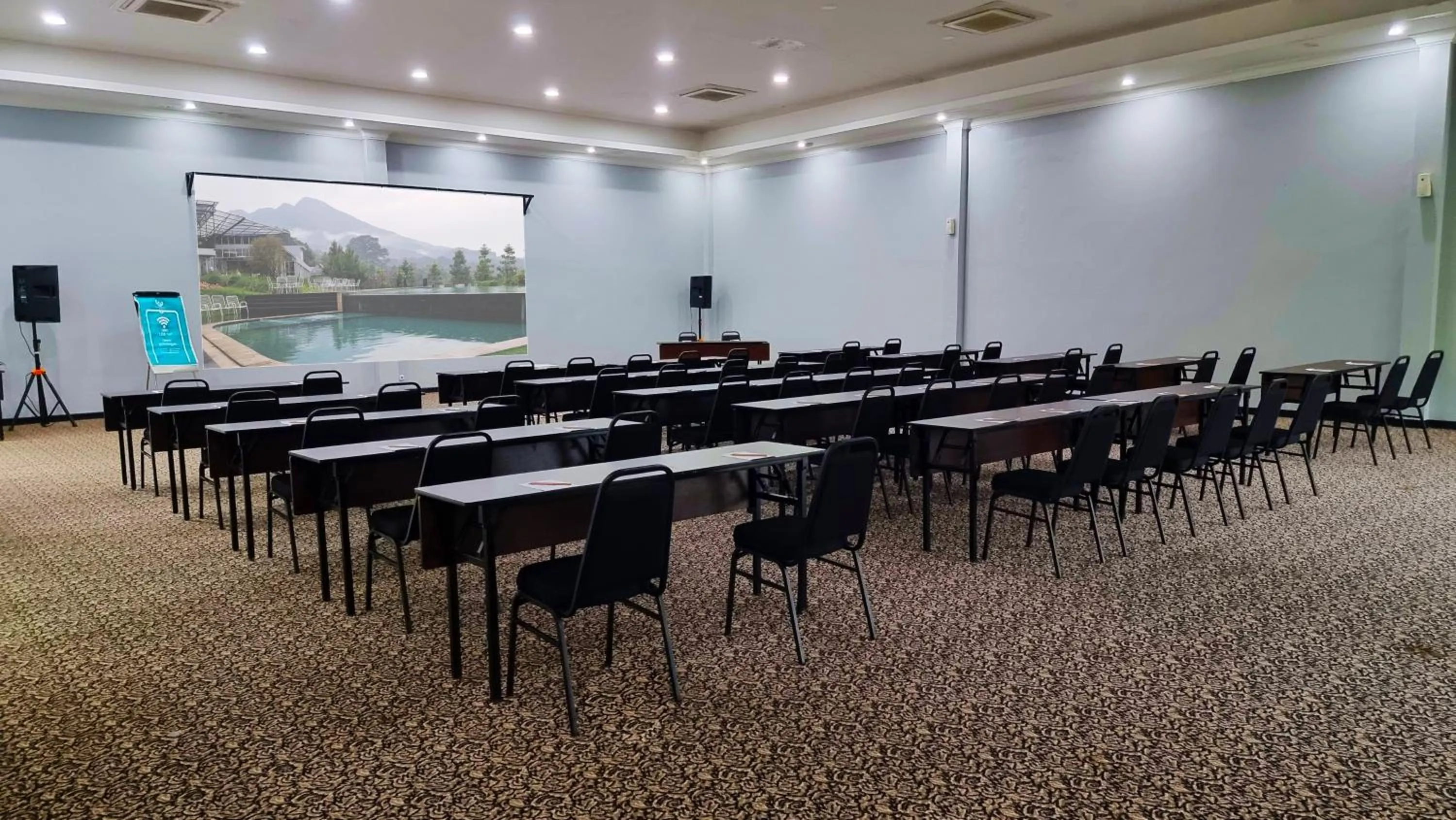 TV and multimedia in Leuweung Geledegan Ecoldge