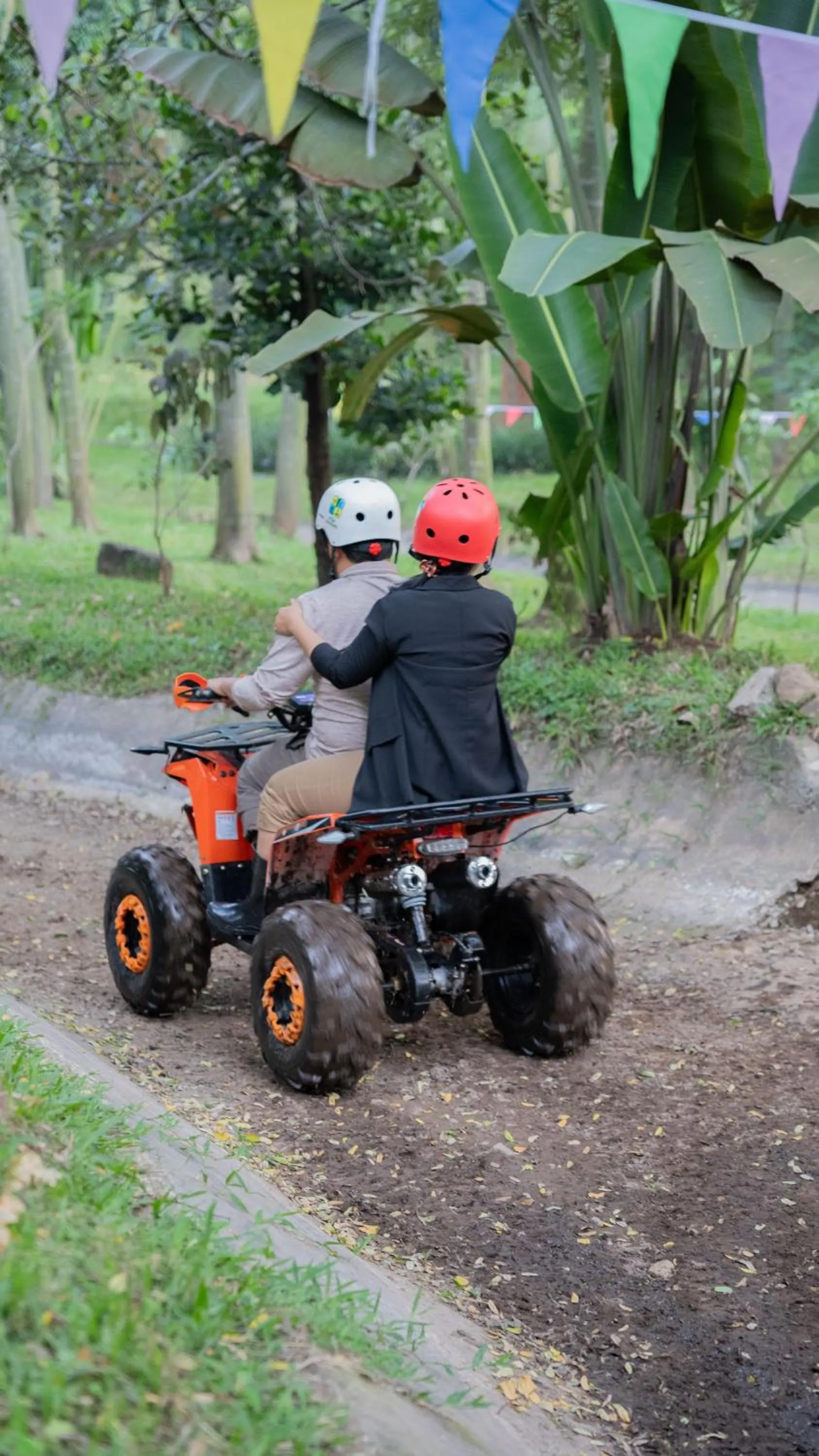 Day in Leuweung Geledegan Ecoldge