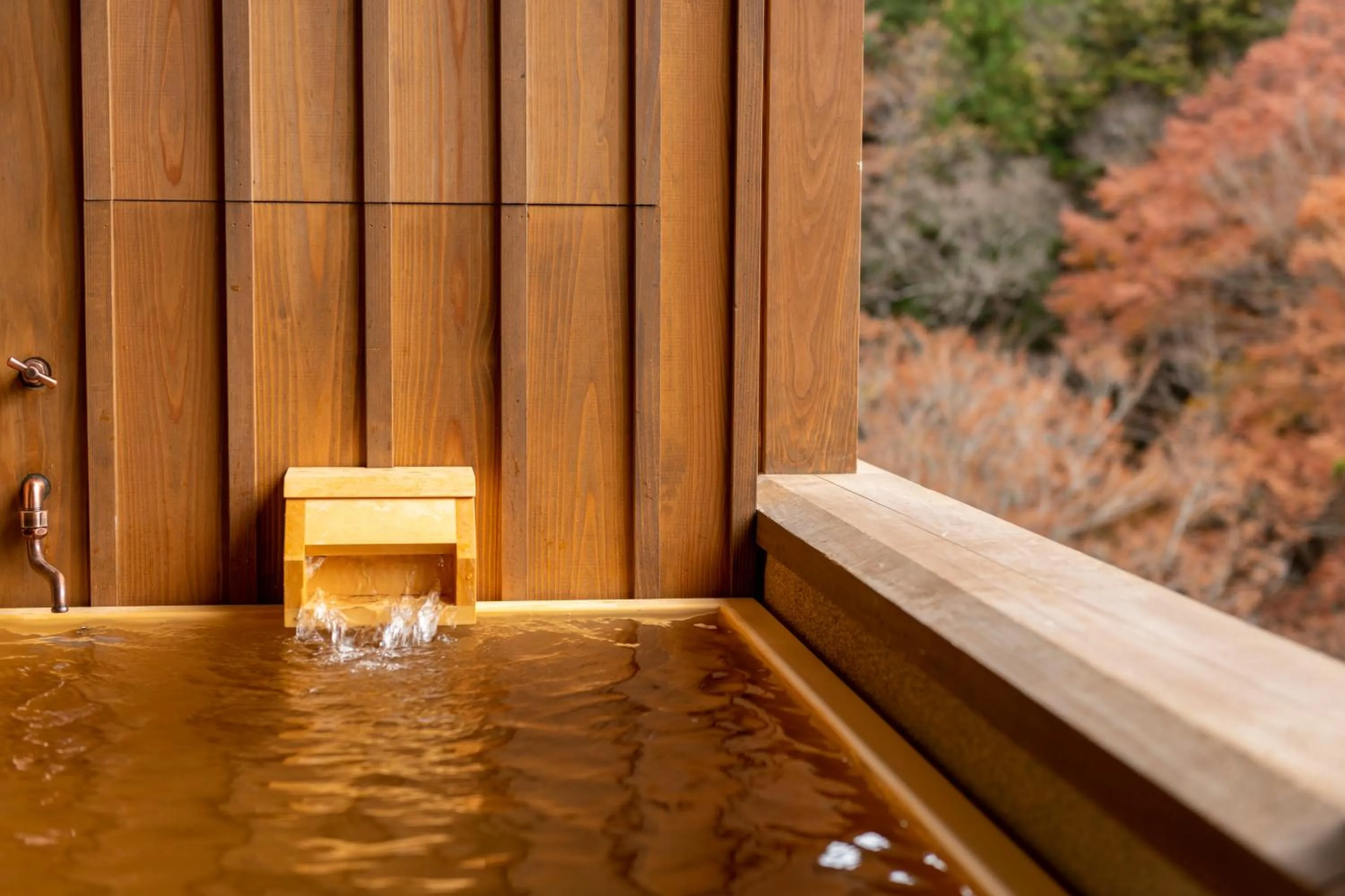 Open Air Bath in Shionoyu Onsen Rengetsu