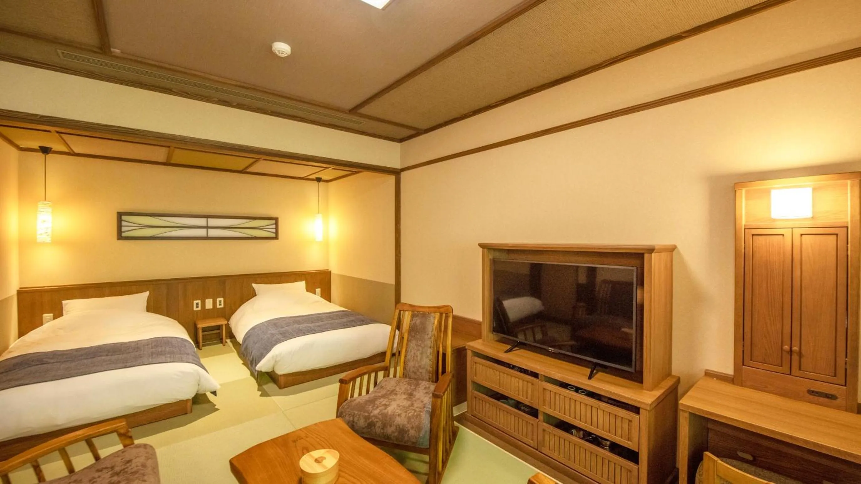 Bedroom, Bed in Shionoyu Onsen Rengetsu