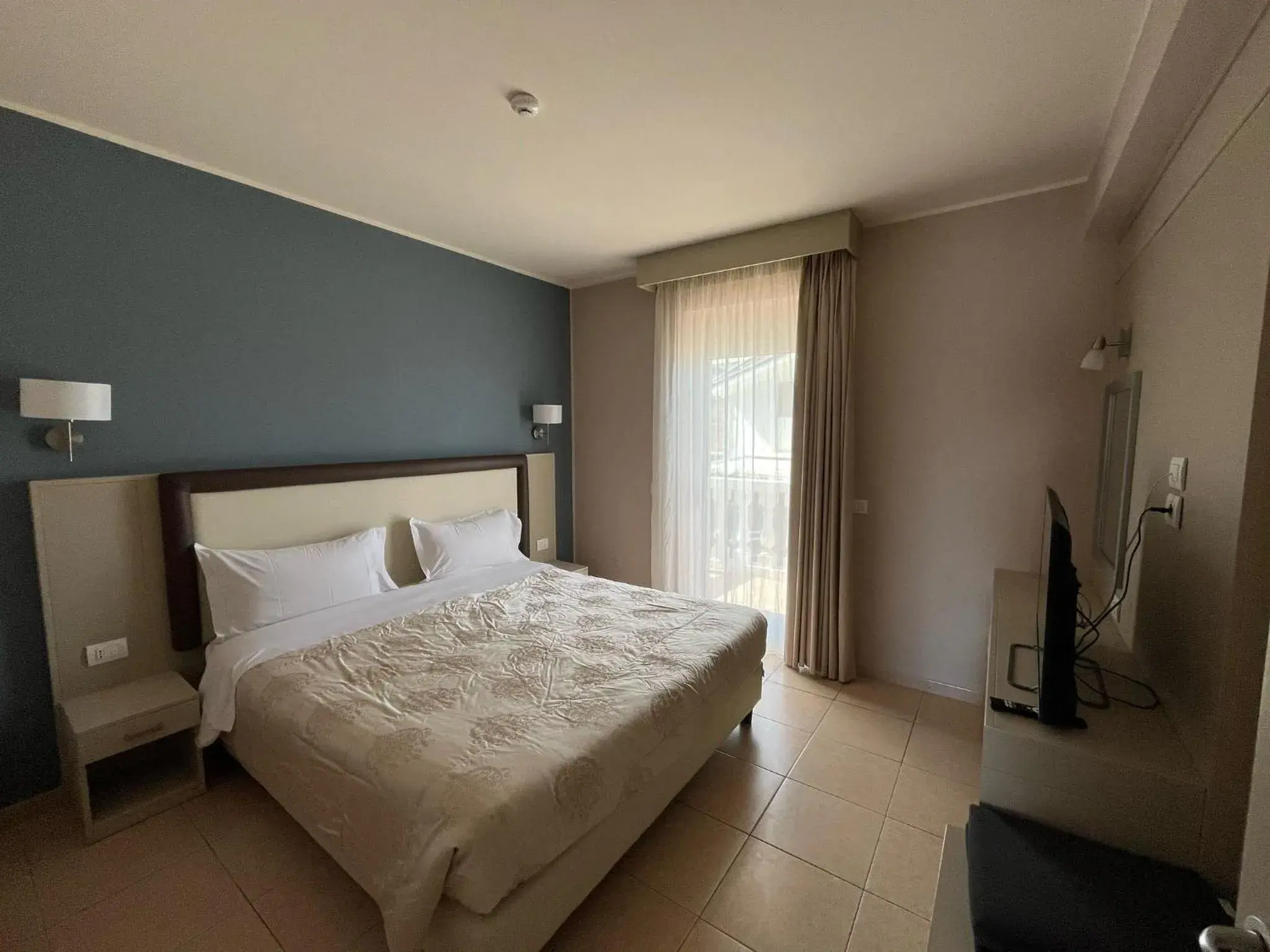 Superior Double Room in Mediterranean Boutique Hotel Superior Double Room in Mediterranean Boutique Hotel