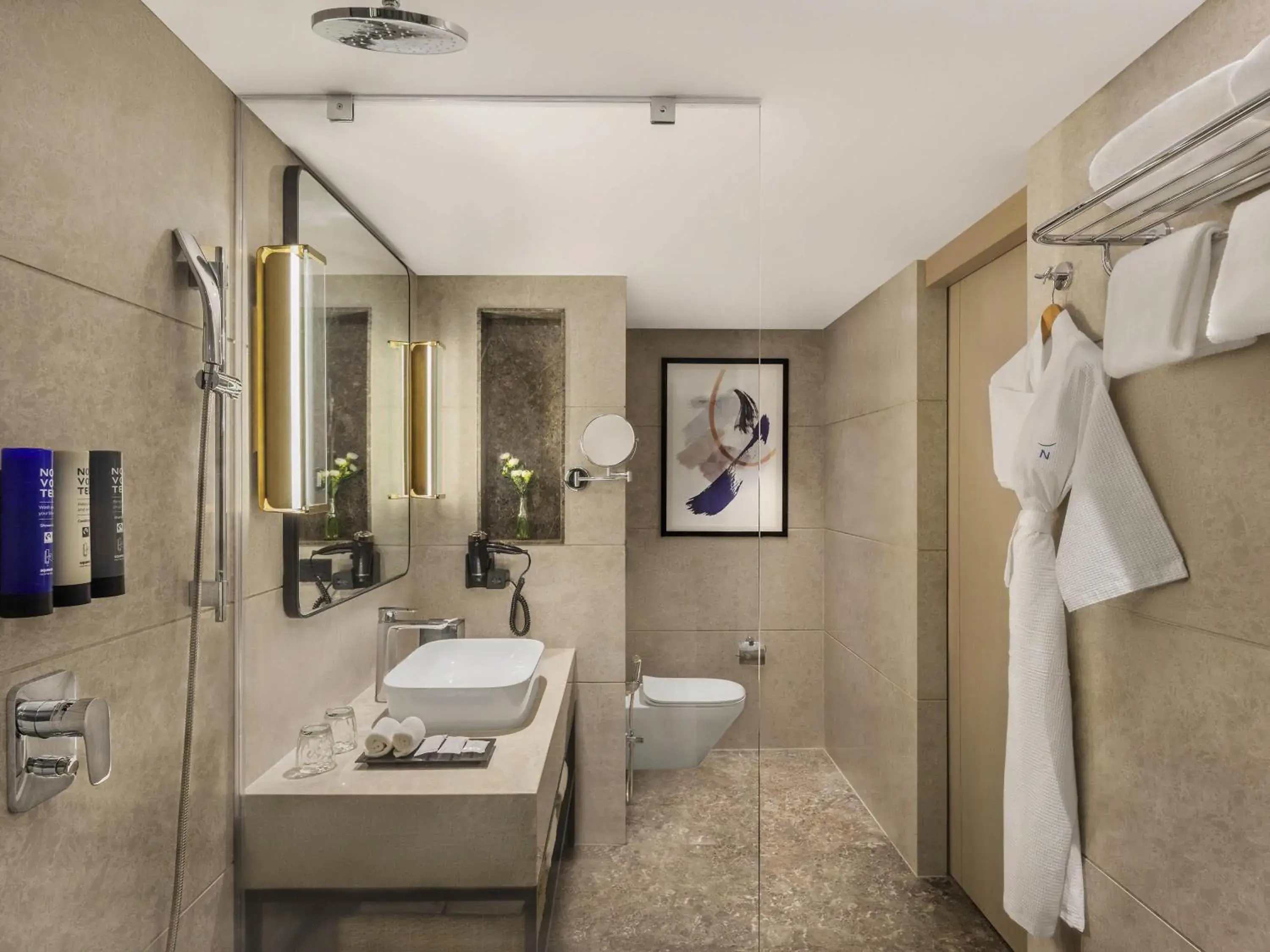 Standard Double Room in Novotel Mumbai International Airport Standard Double Room in Novotel Mumbai International Airport