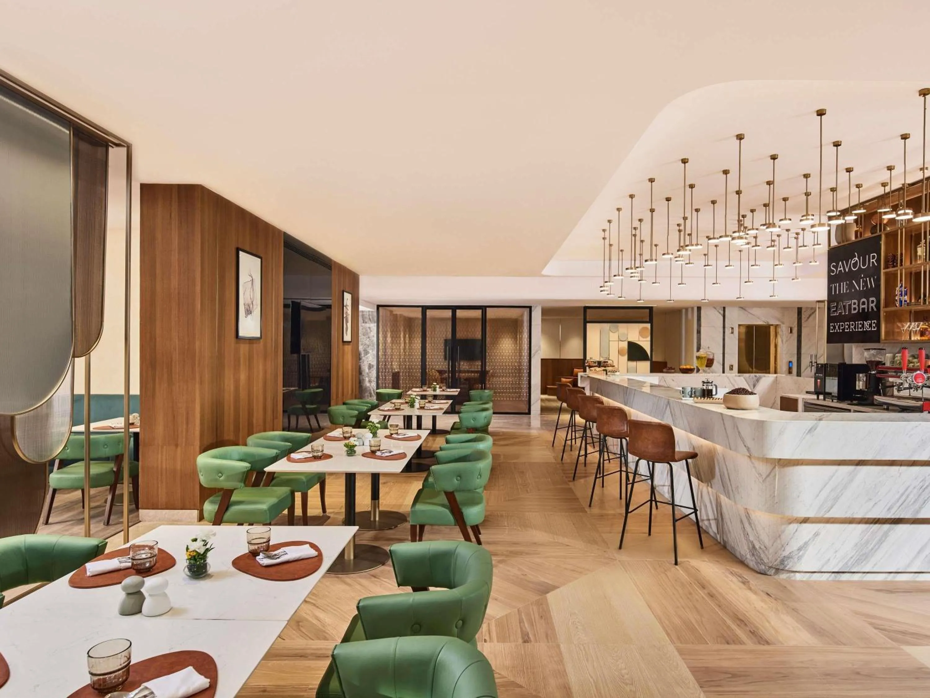 Lounge or bar in Novotel Mumbai International Airport