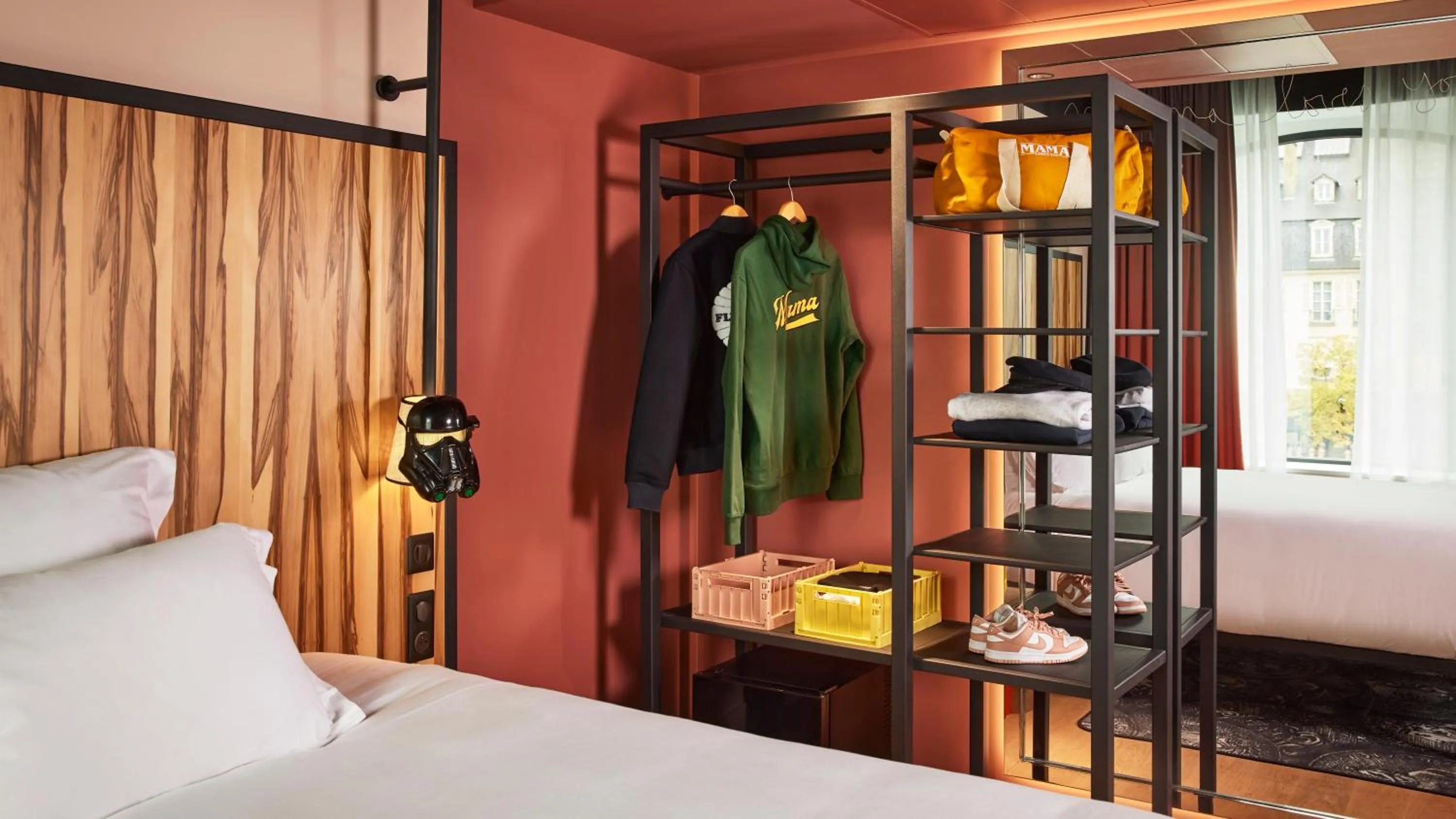 Bed in Mama Shelter Rennes