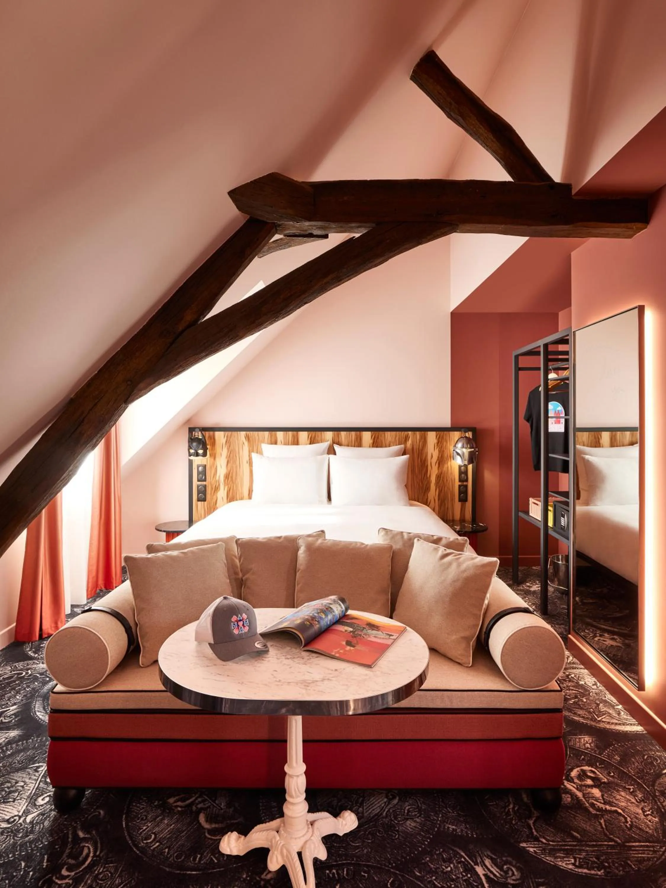 Bed in Mama Shelter Rennes