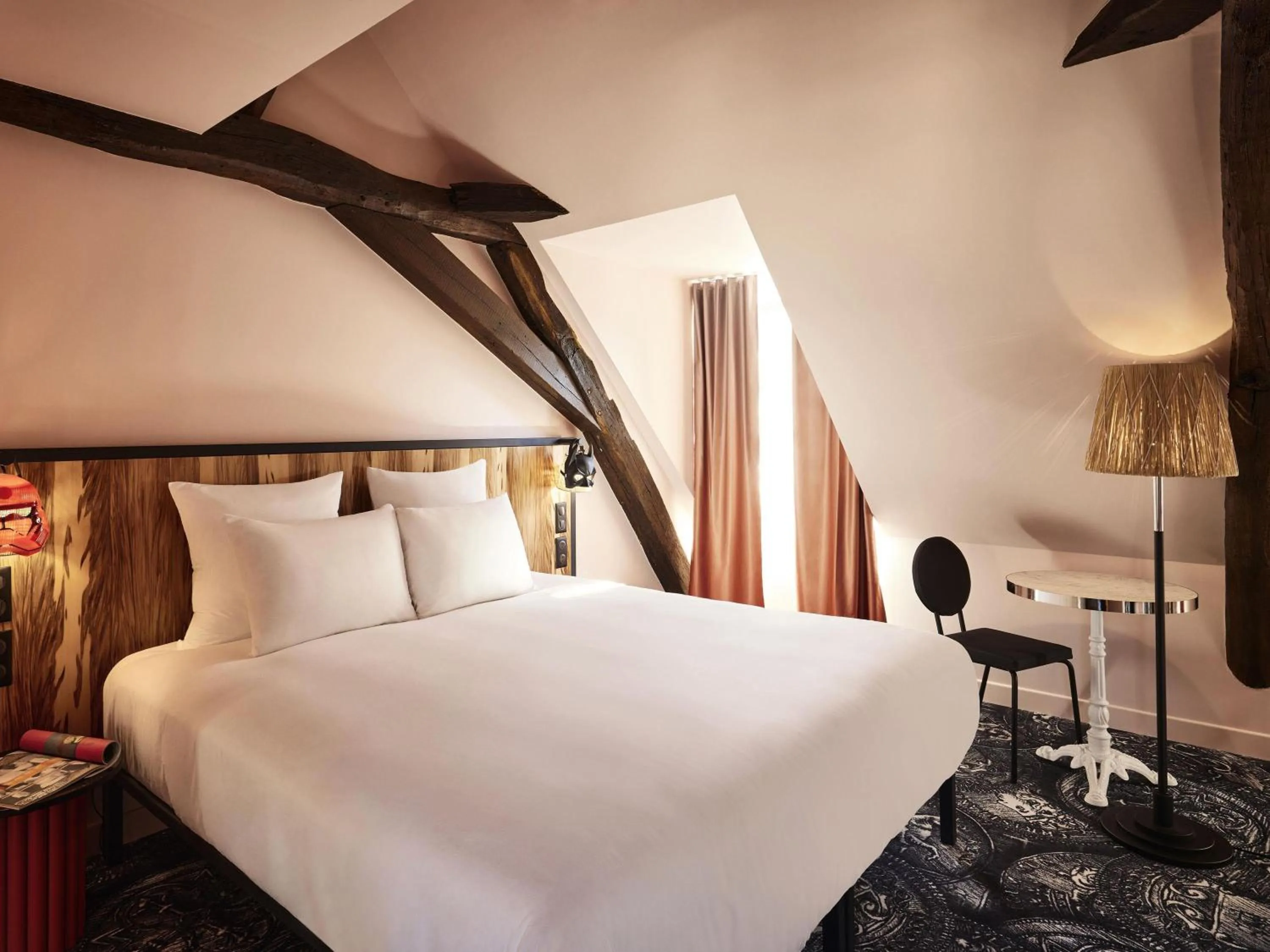 Bedroom, Bed in Mama Shelter Rennes