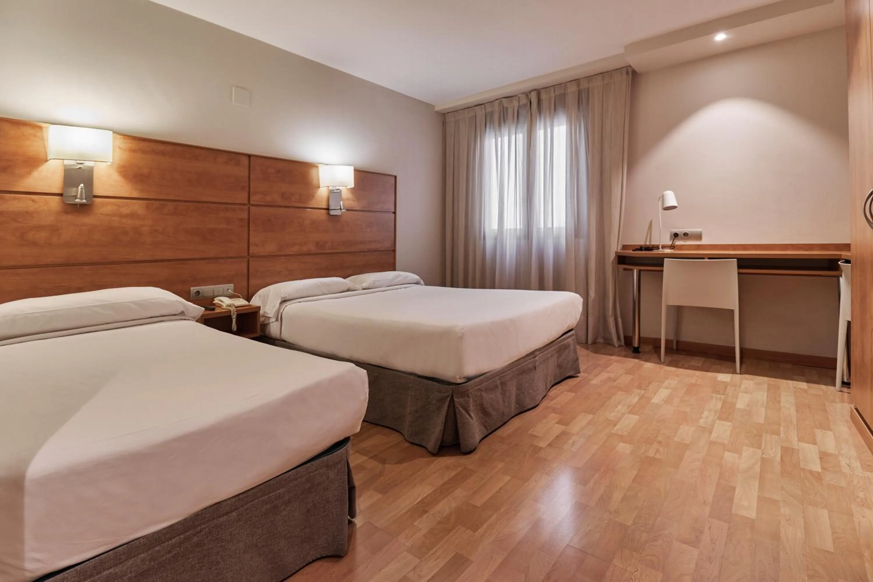 Bed in Hotel Avenida