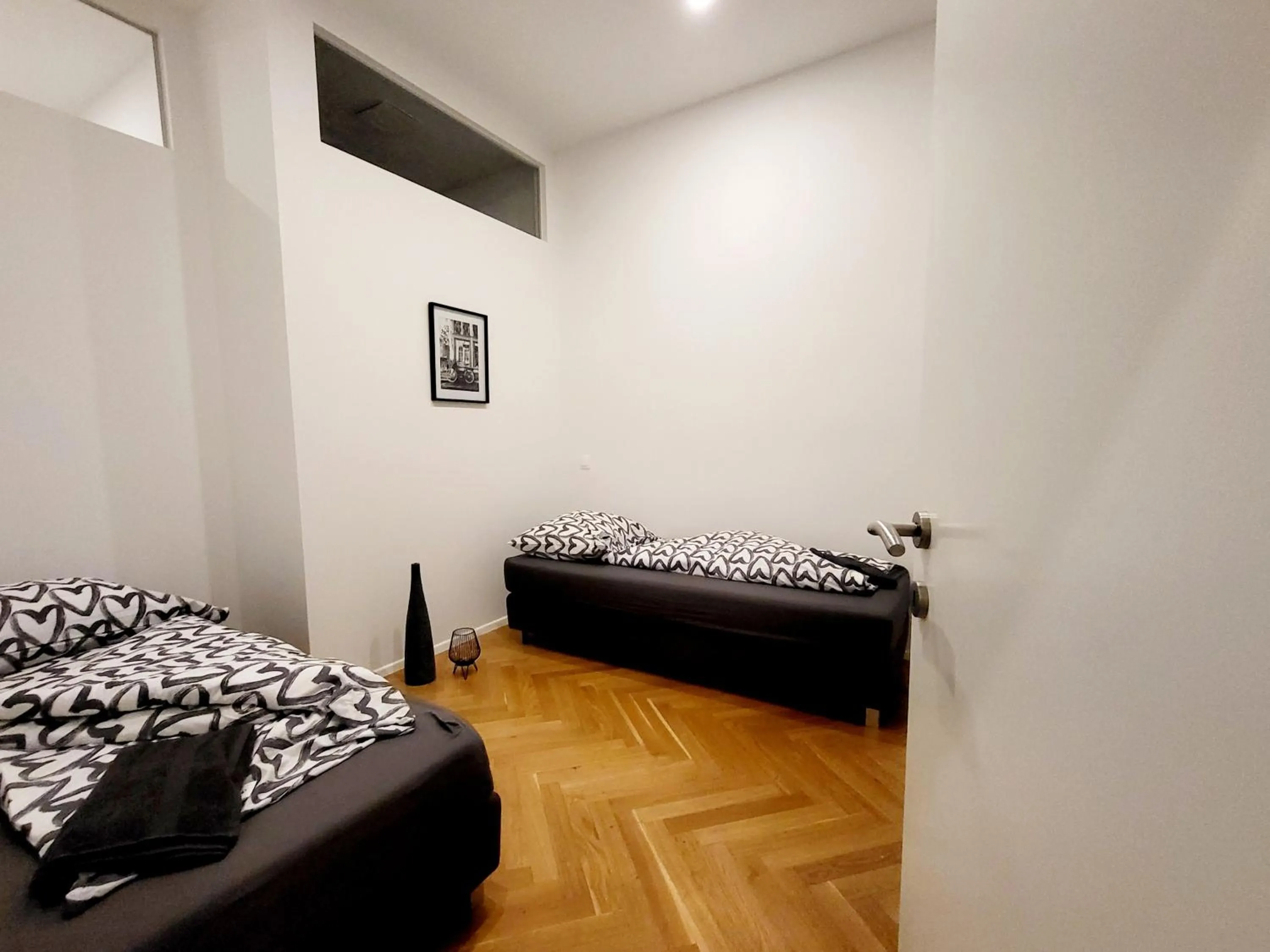 Two-Bedroom Apartment in Apartment Hasengasse - Free Highspeed-Internet