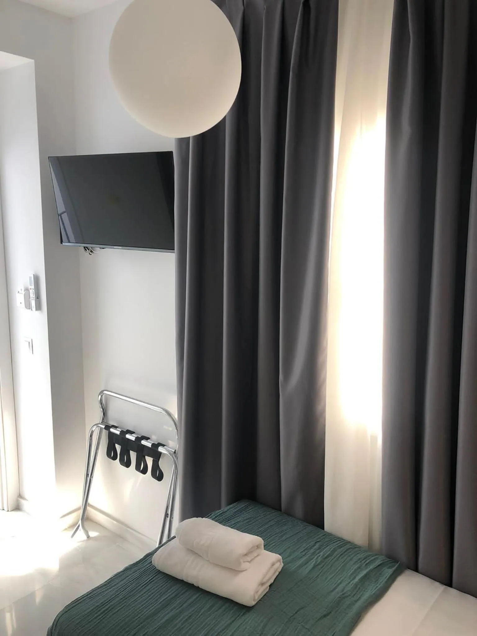 Bedroom, Bed in Hostal Hom Museo