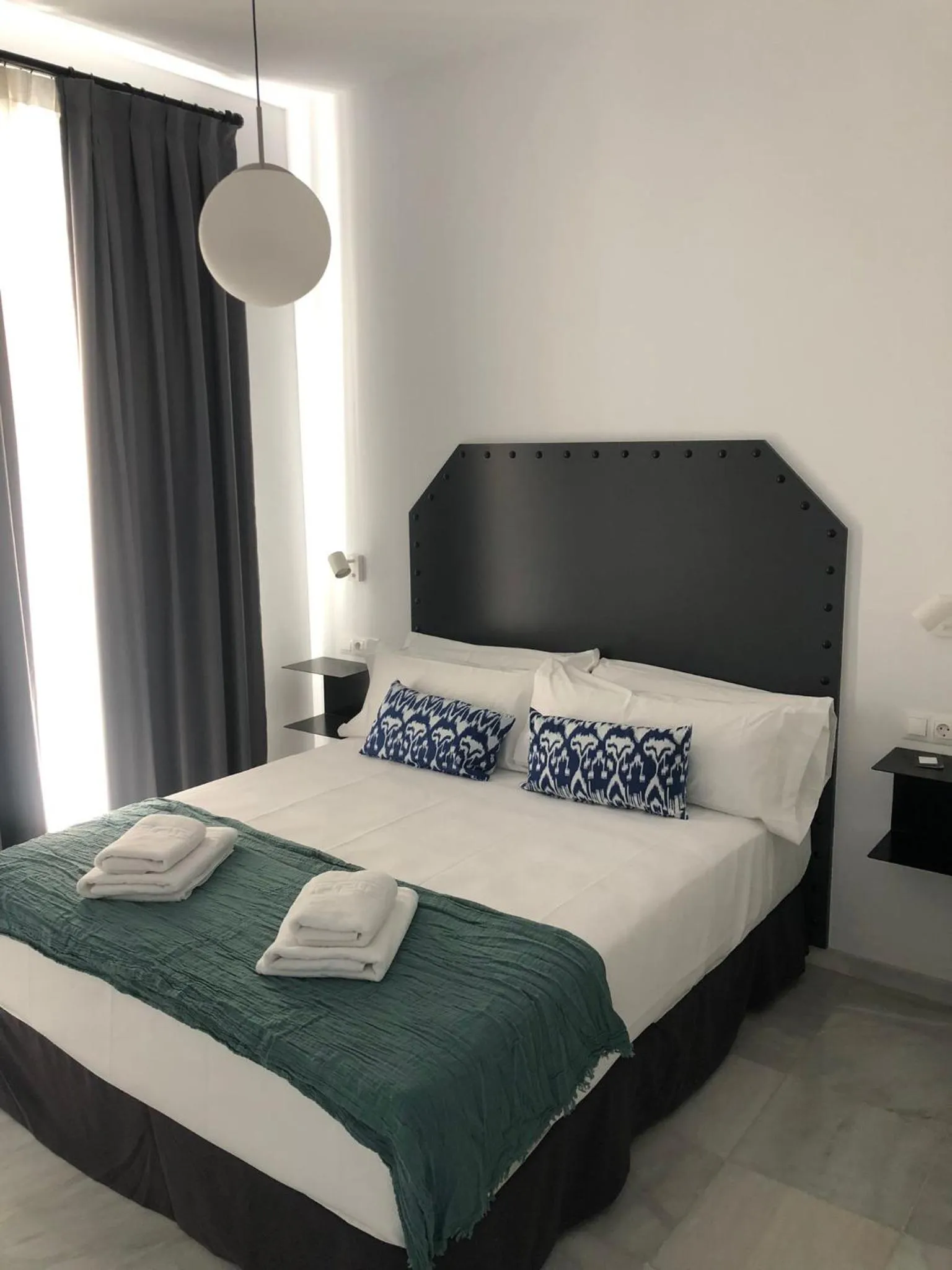 Bed in Hostal Hom Museo