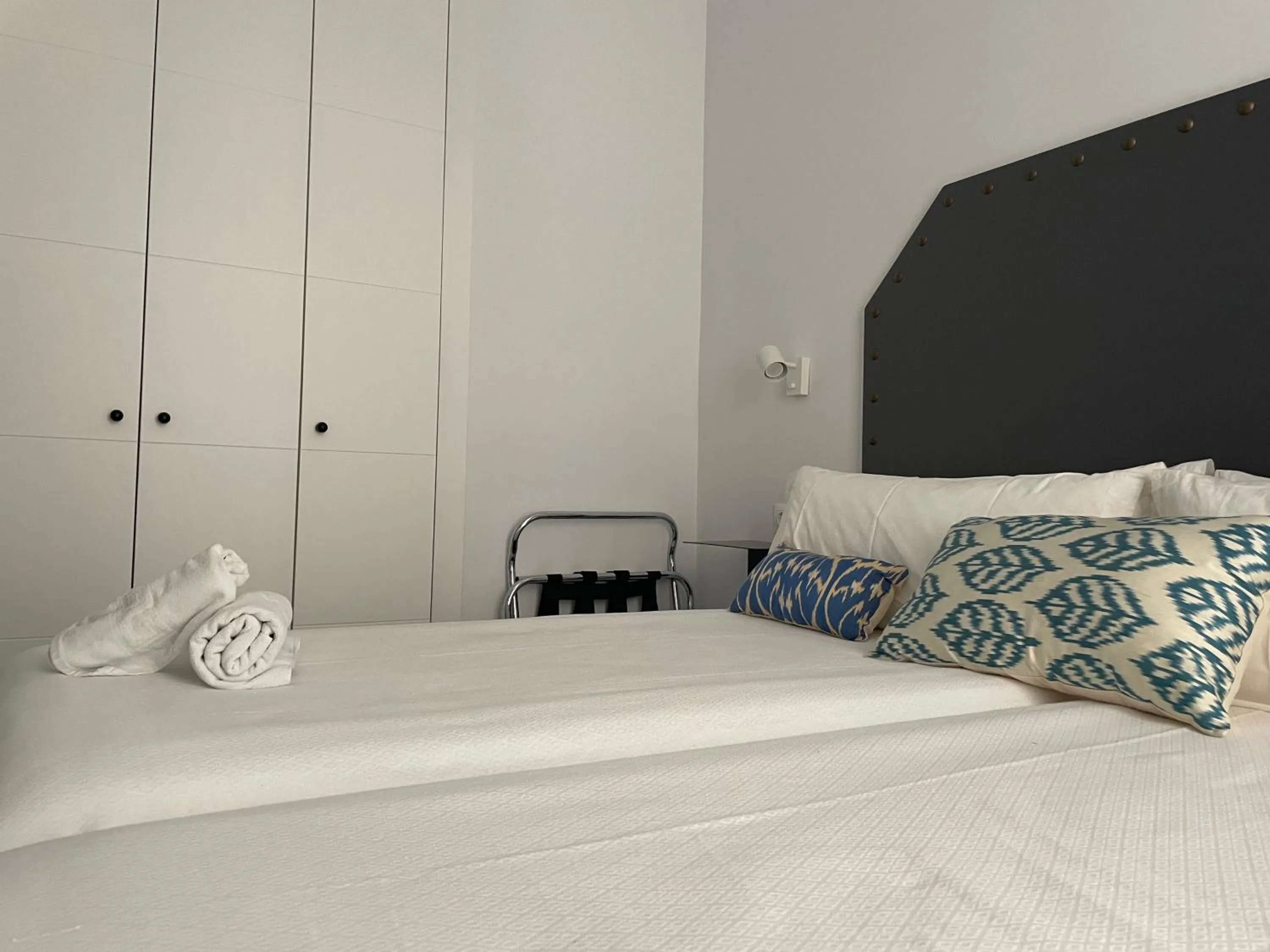 Bed in Hostal Hom Museo