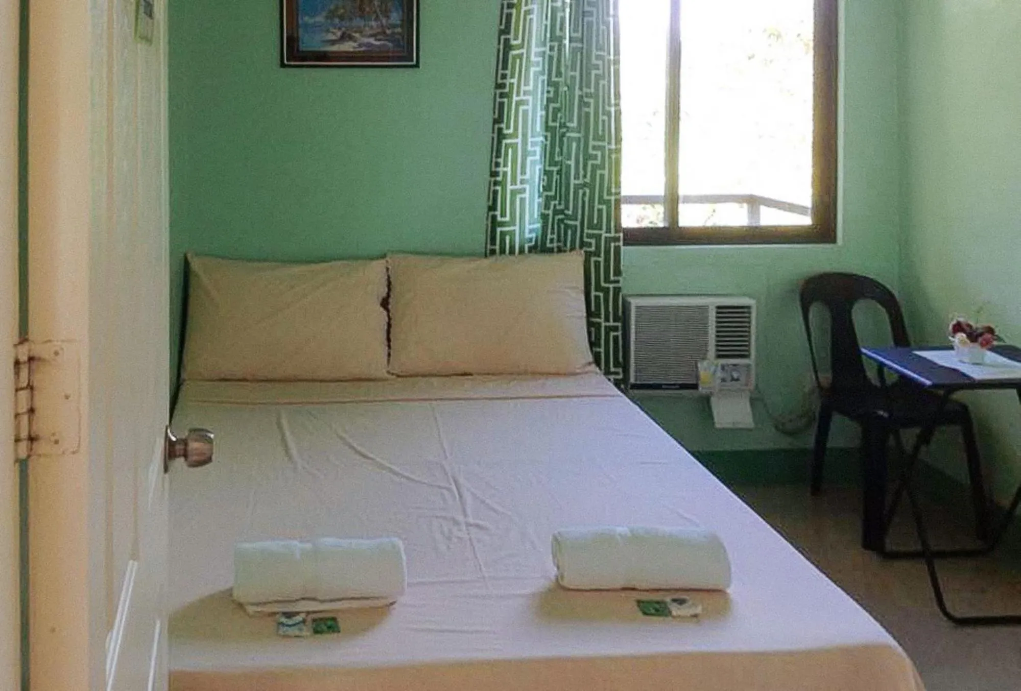 Photo of the whole room, Bed in Sinoben Apartments by RedDoorz