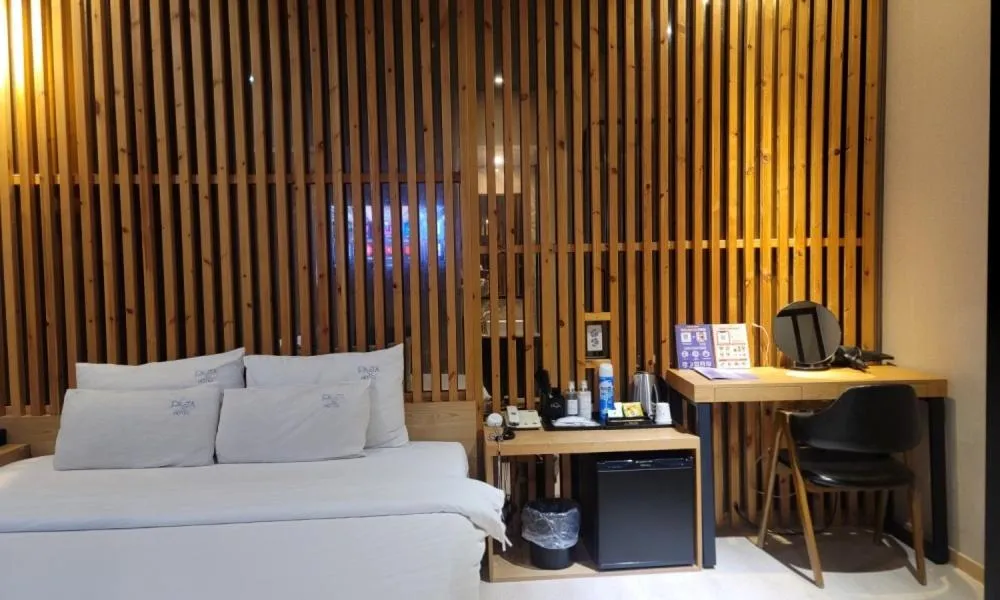 Bed in Jinhae Pasta Hotel