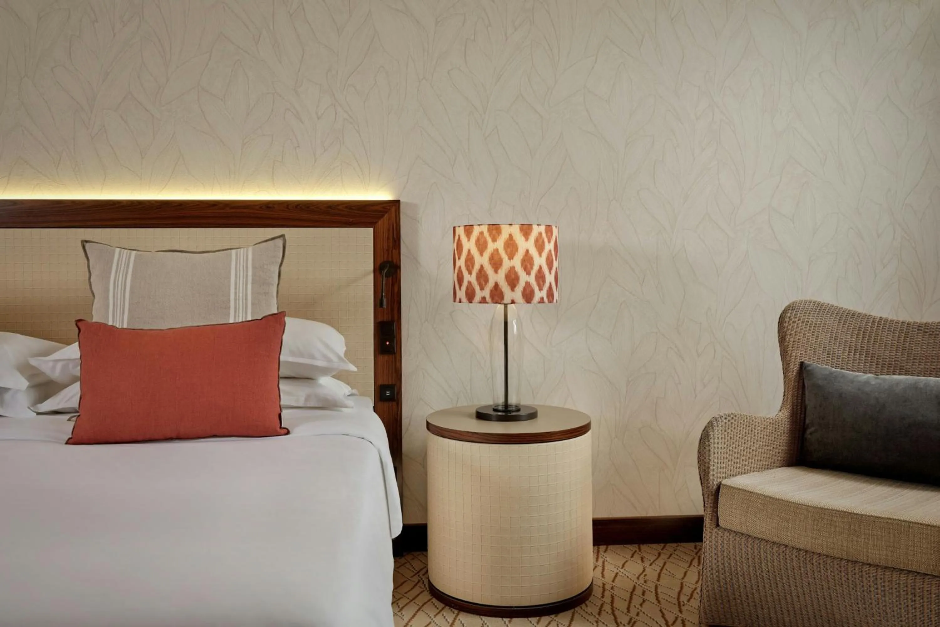 Photo of the whole room, Bed in Sheraton Mallorca Arabella Golf Hotel