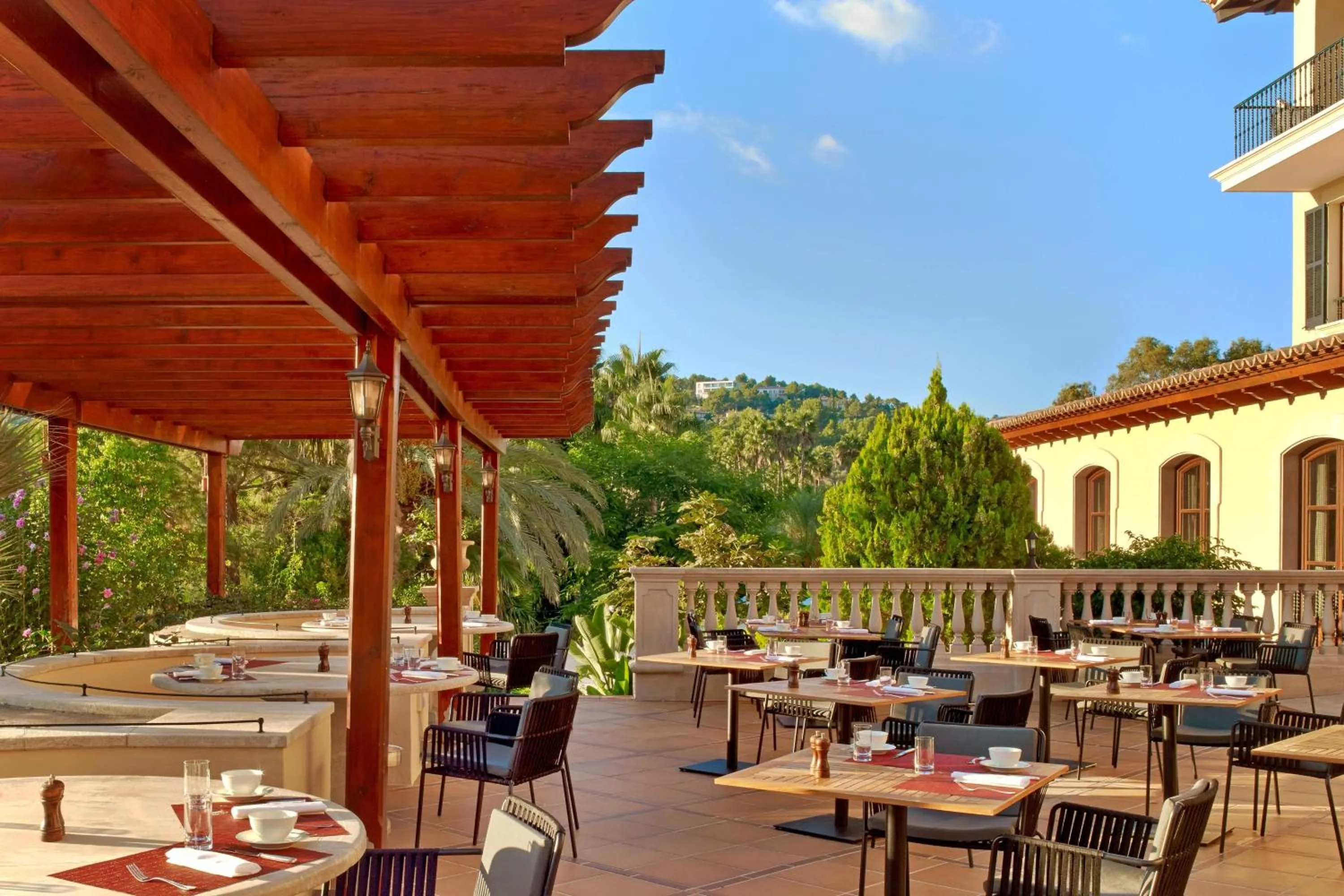 Restaurant/places to eat in Sheraton Mallorca Arabella Golf Hotel