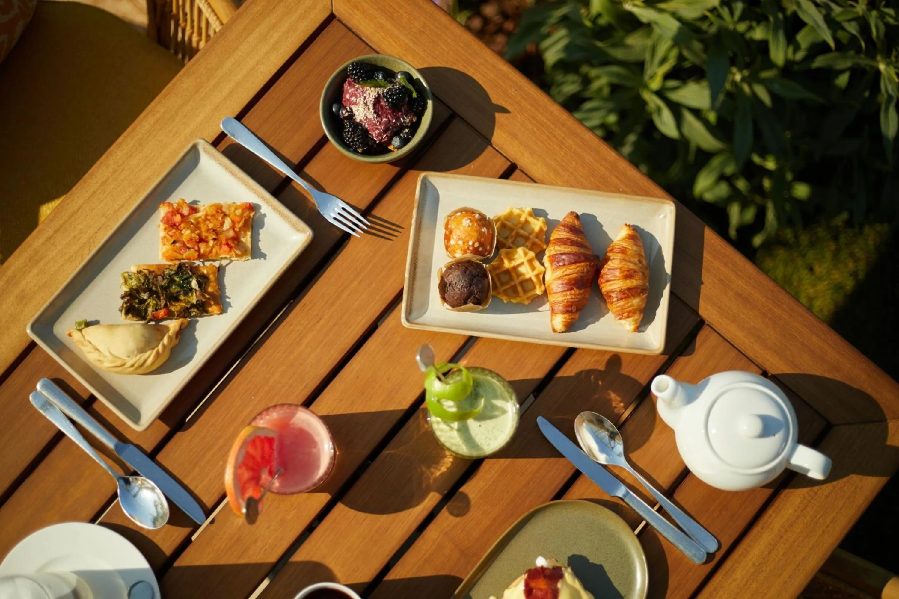 Restaurant/places to eat in The St. Regis Mardavall Mallorca Resort