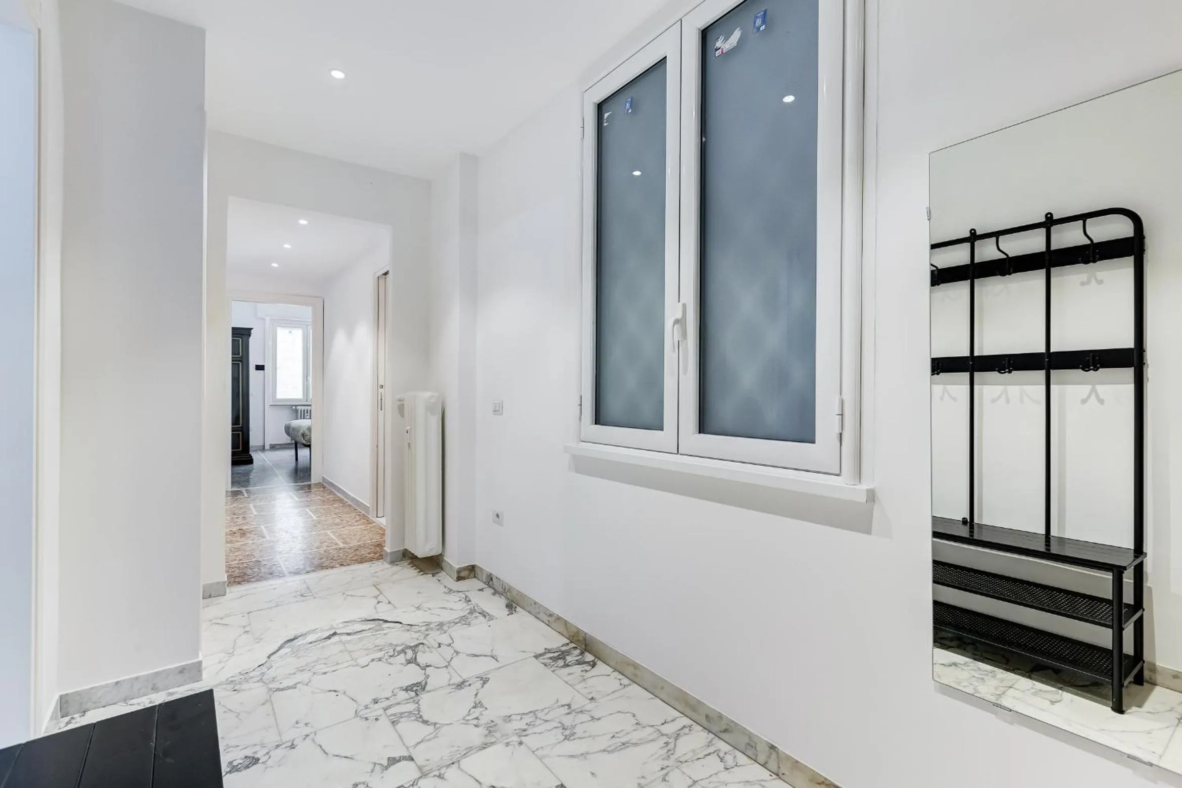Bed in Gianicolo Apartment with Terrace