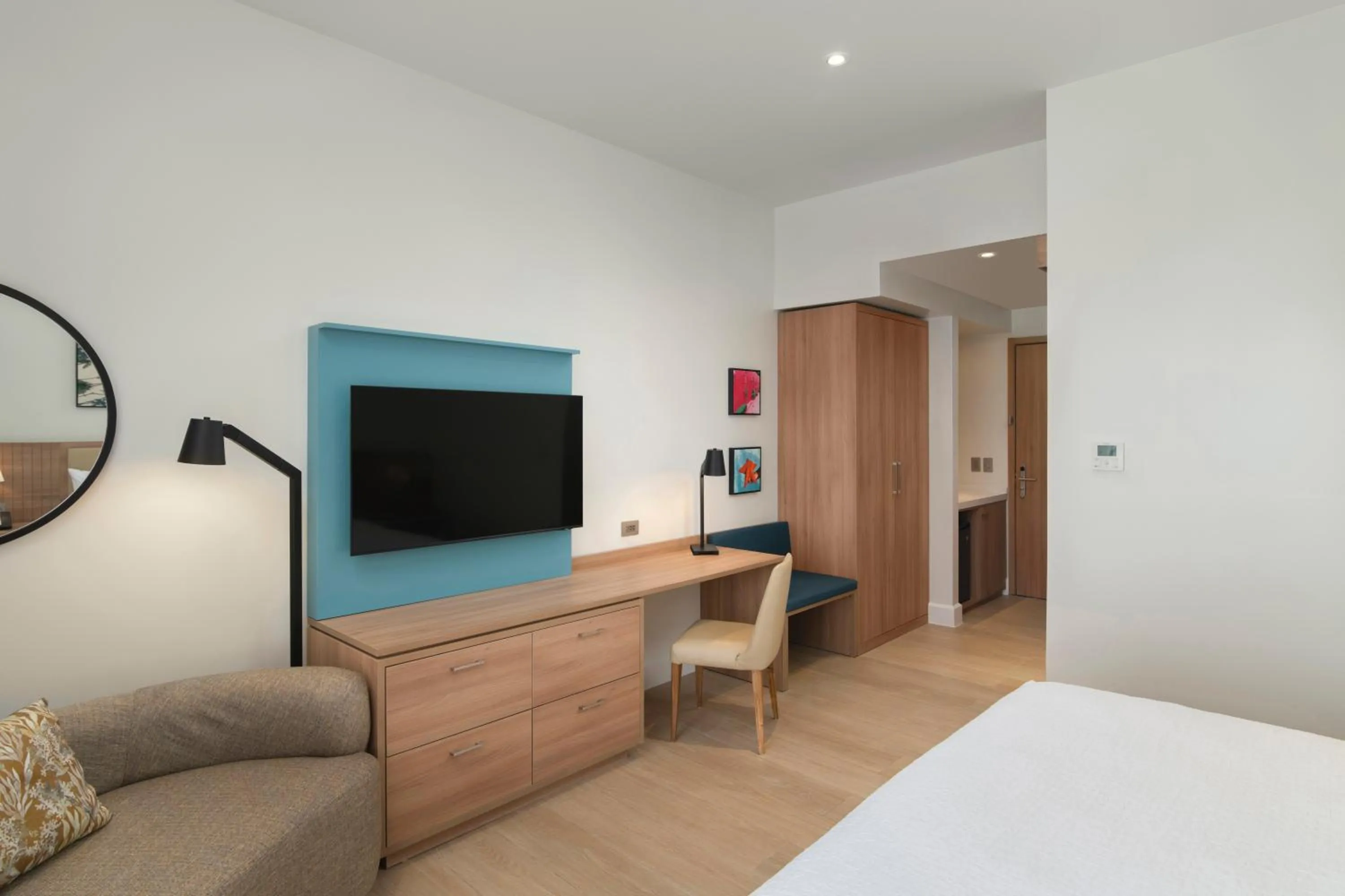 hair dresser, Bed in Hilton Garden Inn La Romana