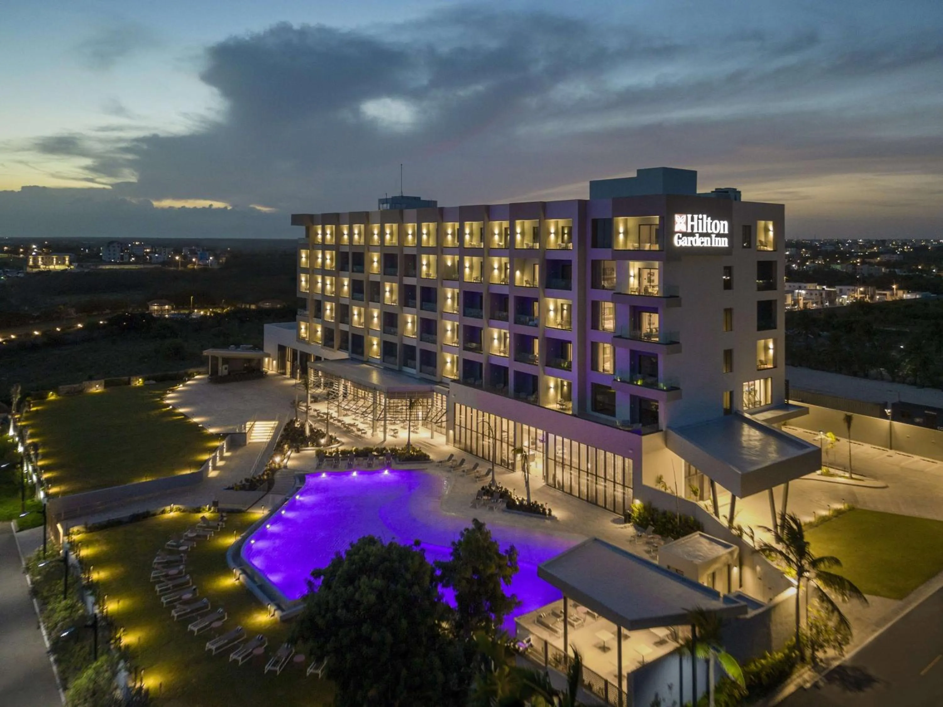 Property building in Hilton Garden Inn La Romana