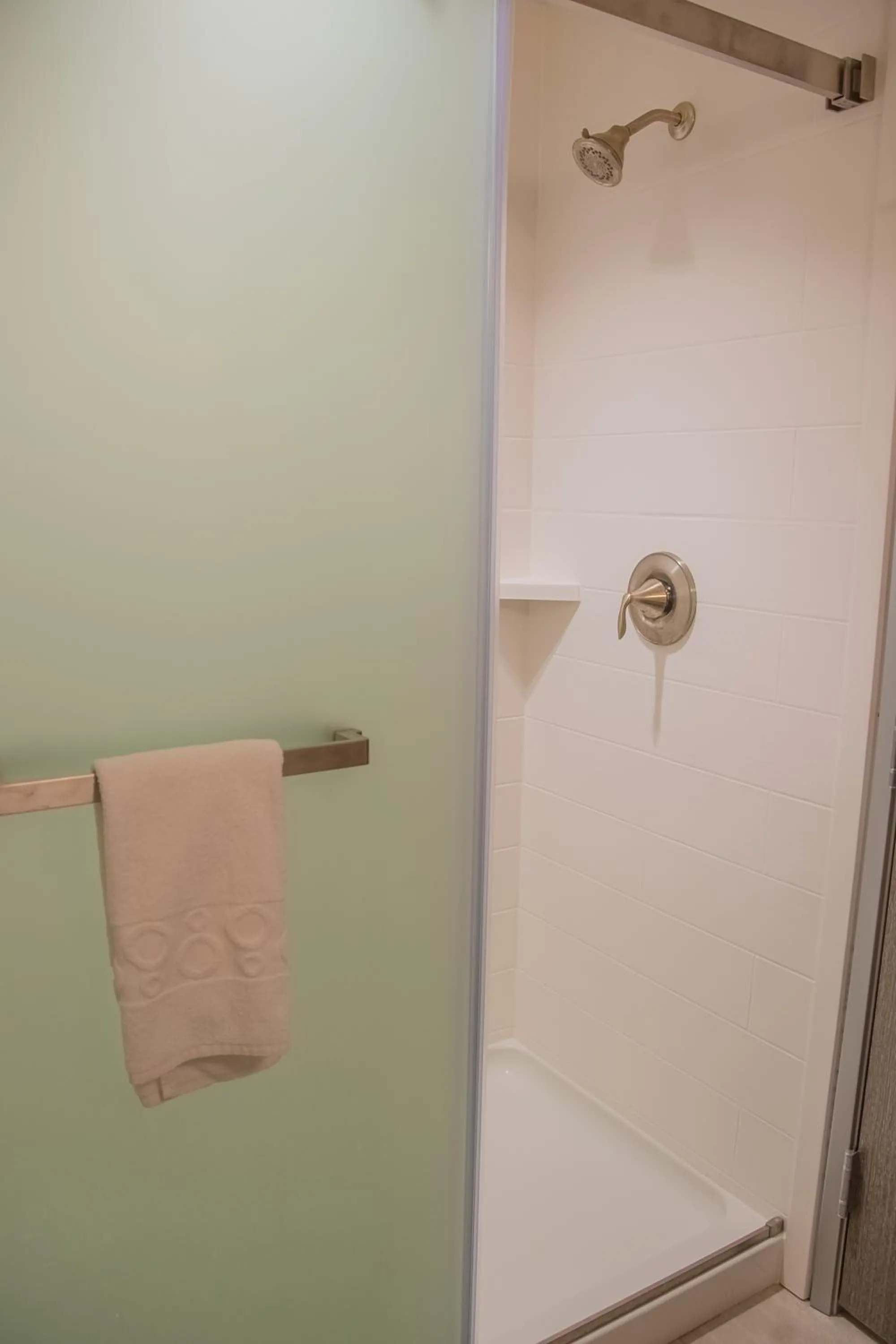 Bathroom in Home2 Suites By Hilton Logansport