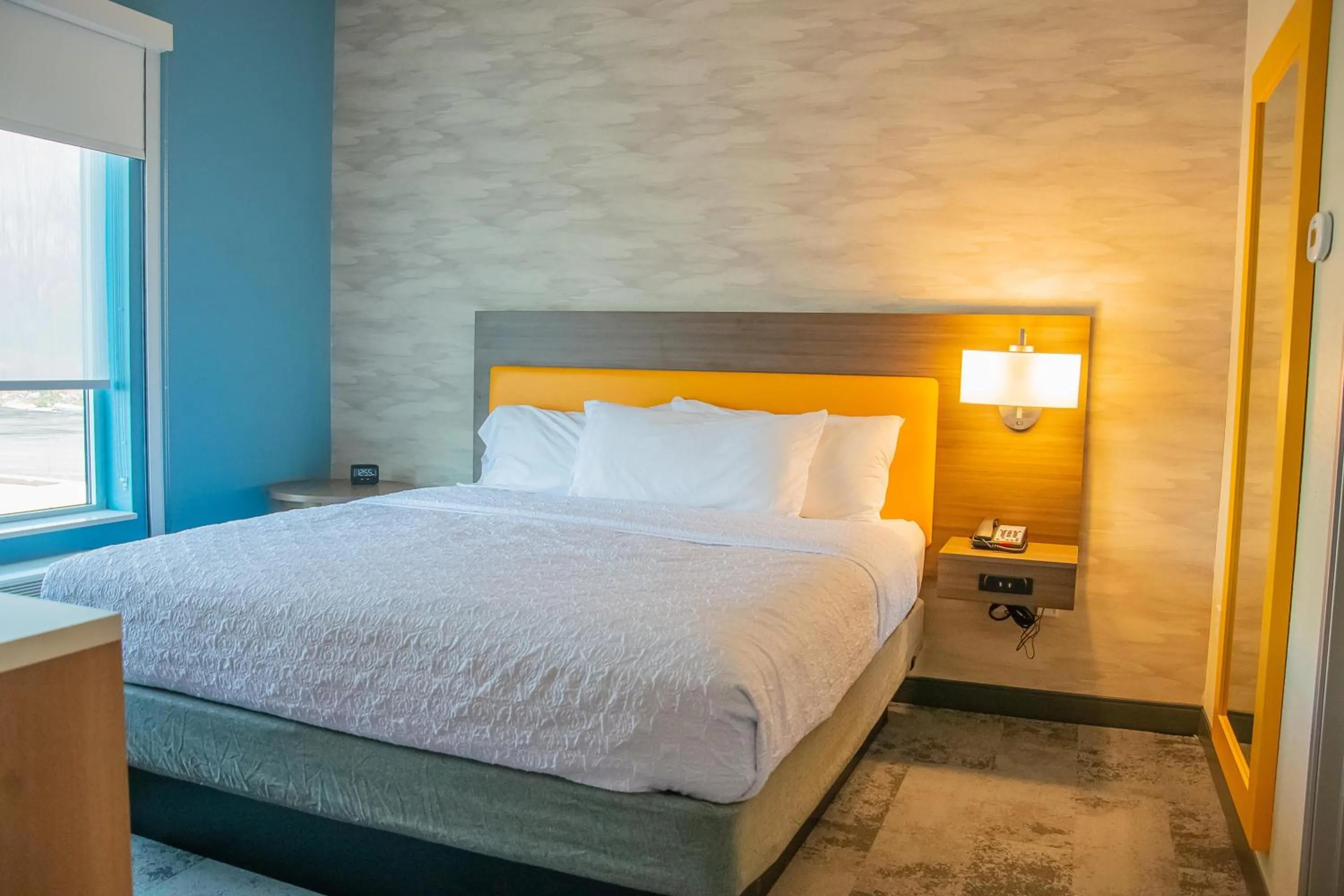 Bed in Home2 Suites By Hilton Logansport