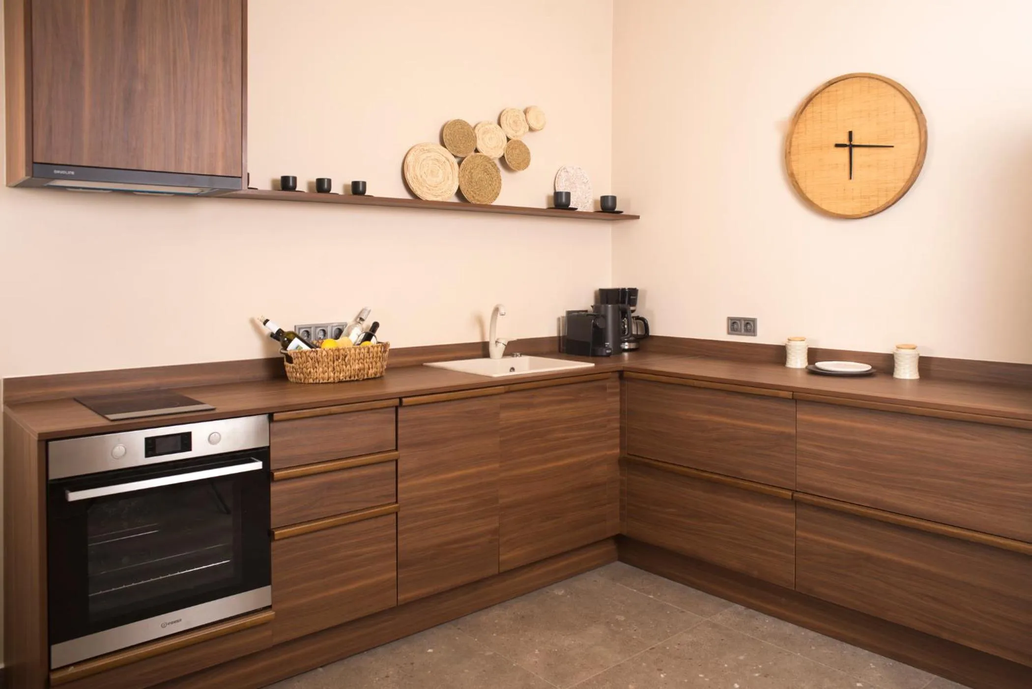 Coffee/tea facilities in Elaia Grove