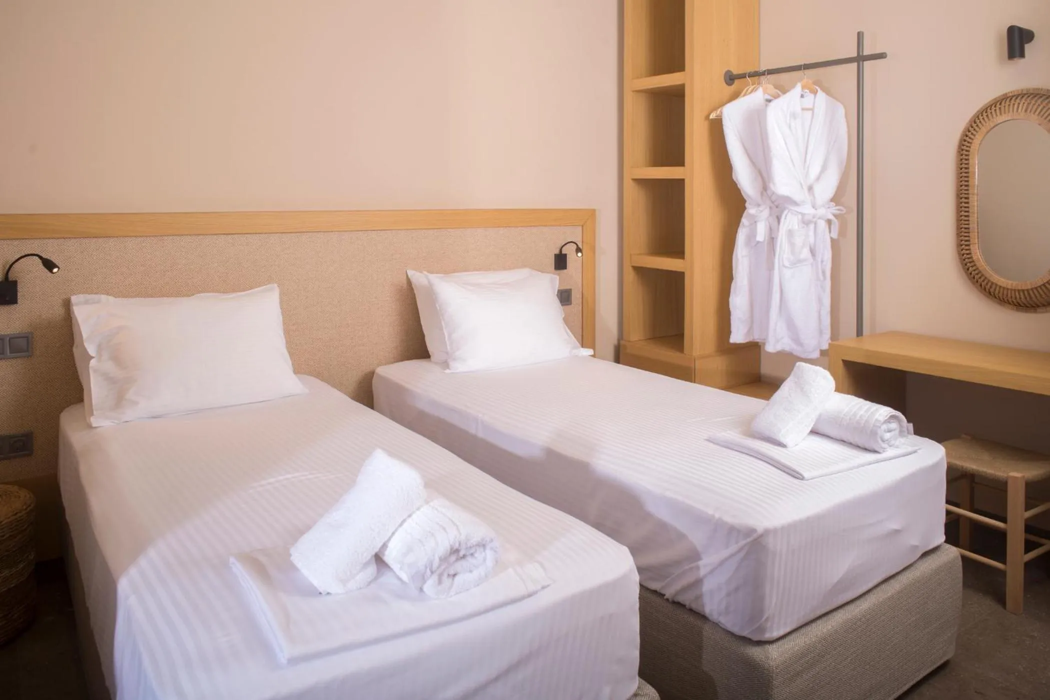 Bedroom, Bed in Elaia Grove