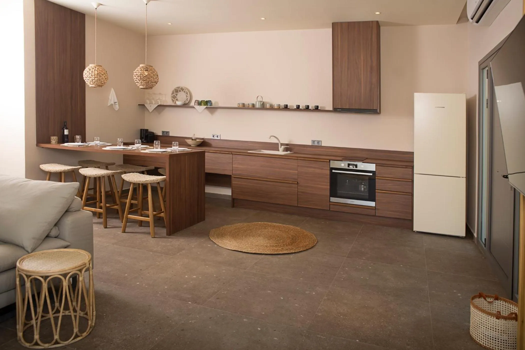 Kitchen or kitchenette in Elaia Grove