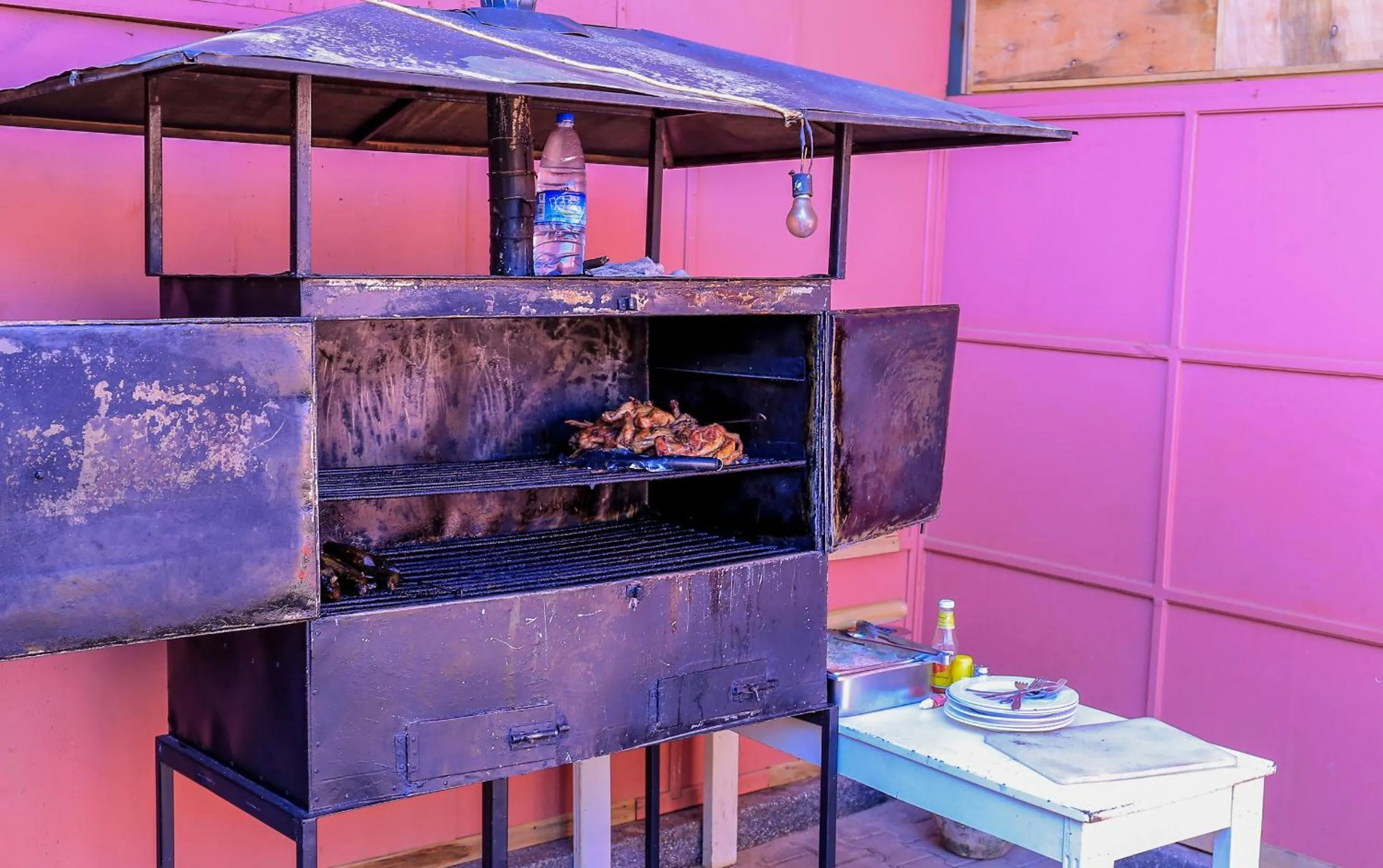 BBQ facilities in Precise Motel