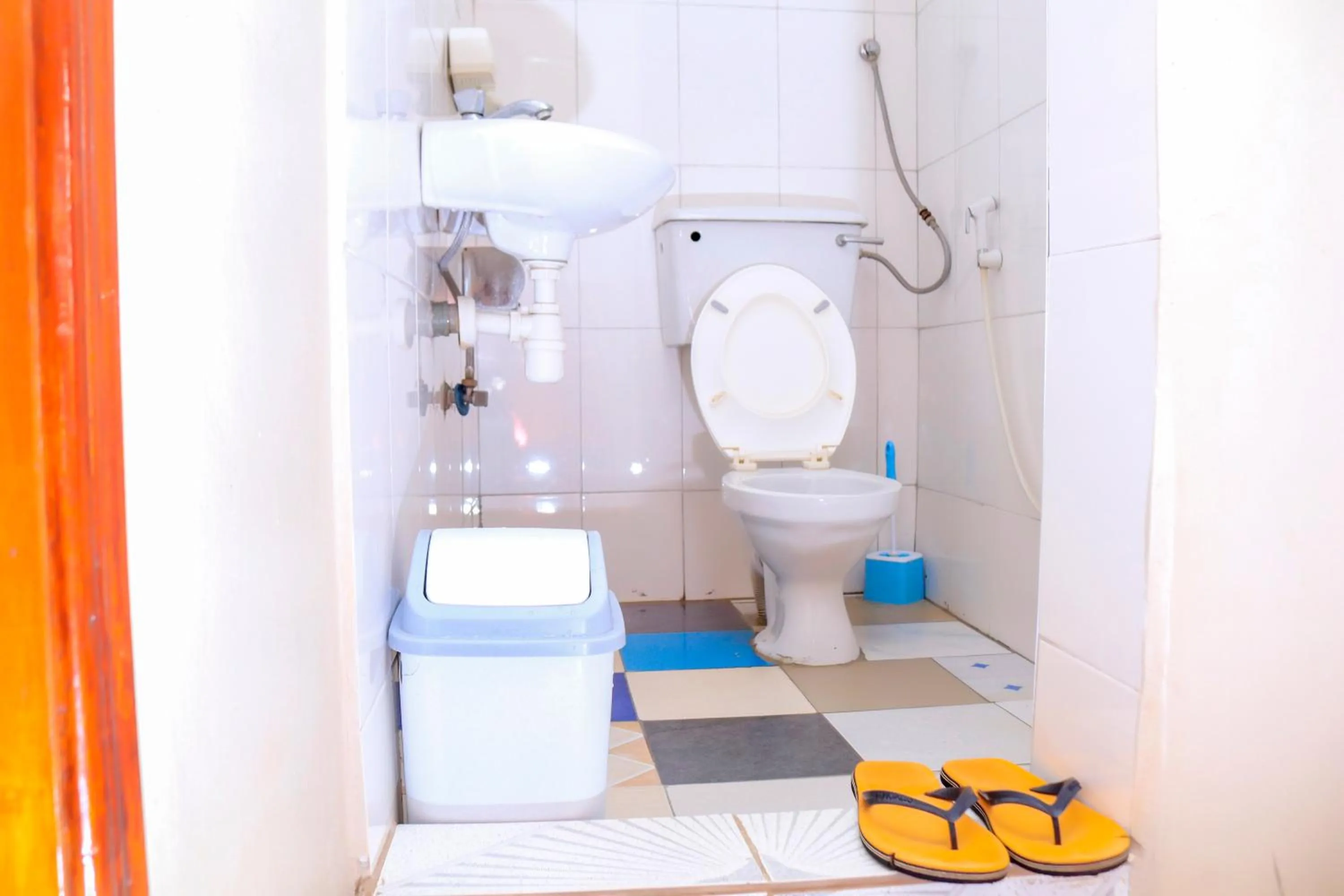 Shower in Precise Motel