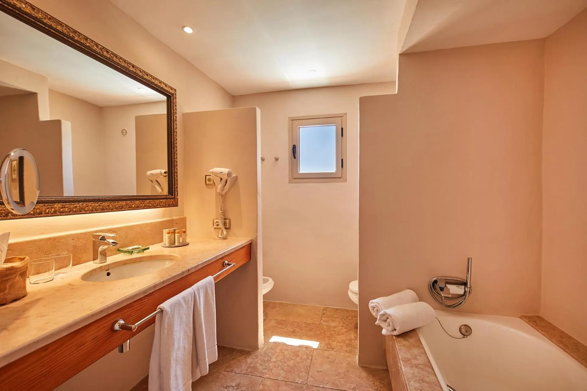 Bathroom in Pula Suites Boutique Resort