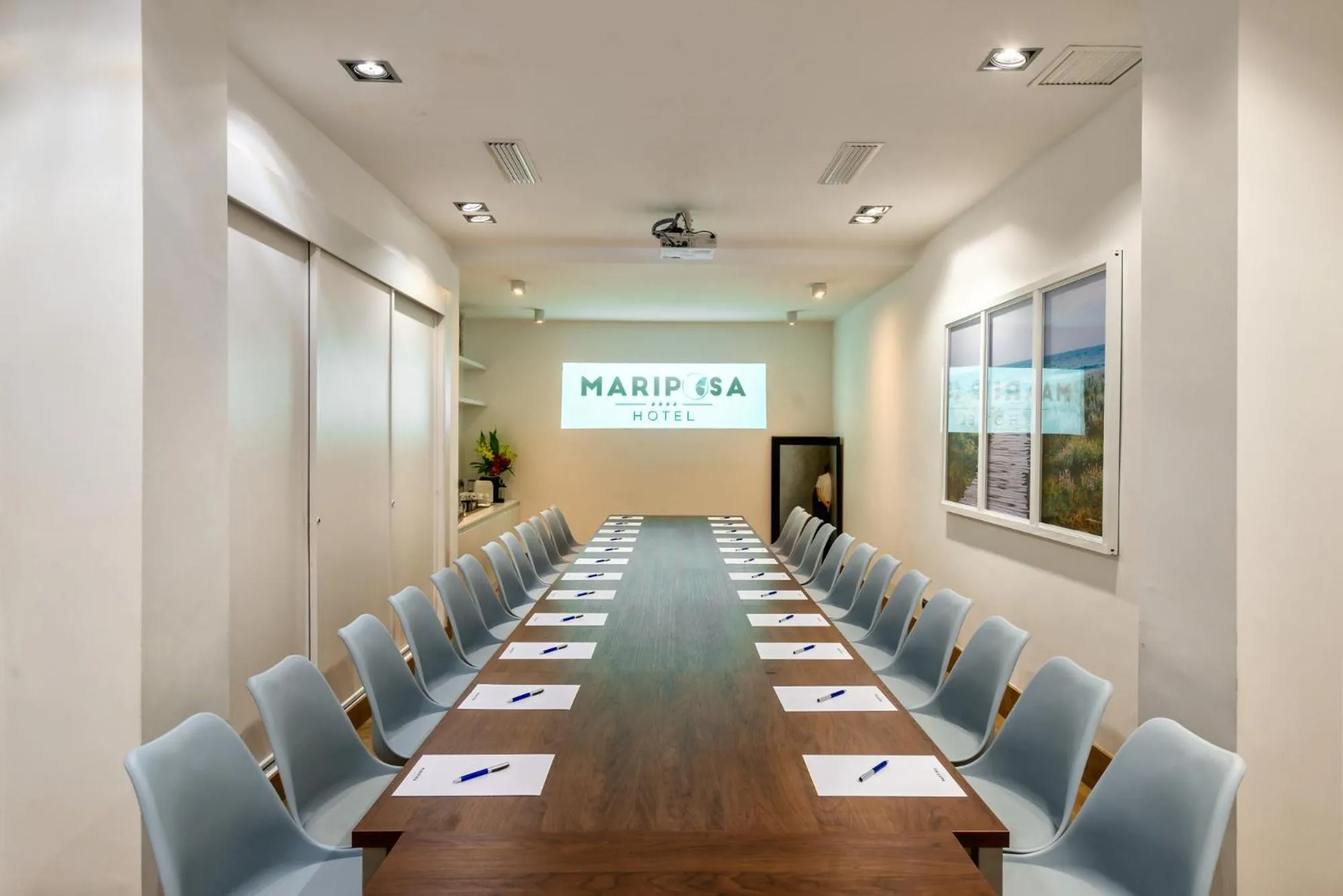 Property building in Mariposa Hotel Malaga