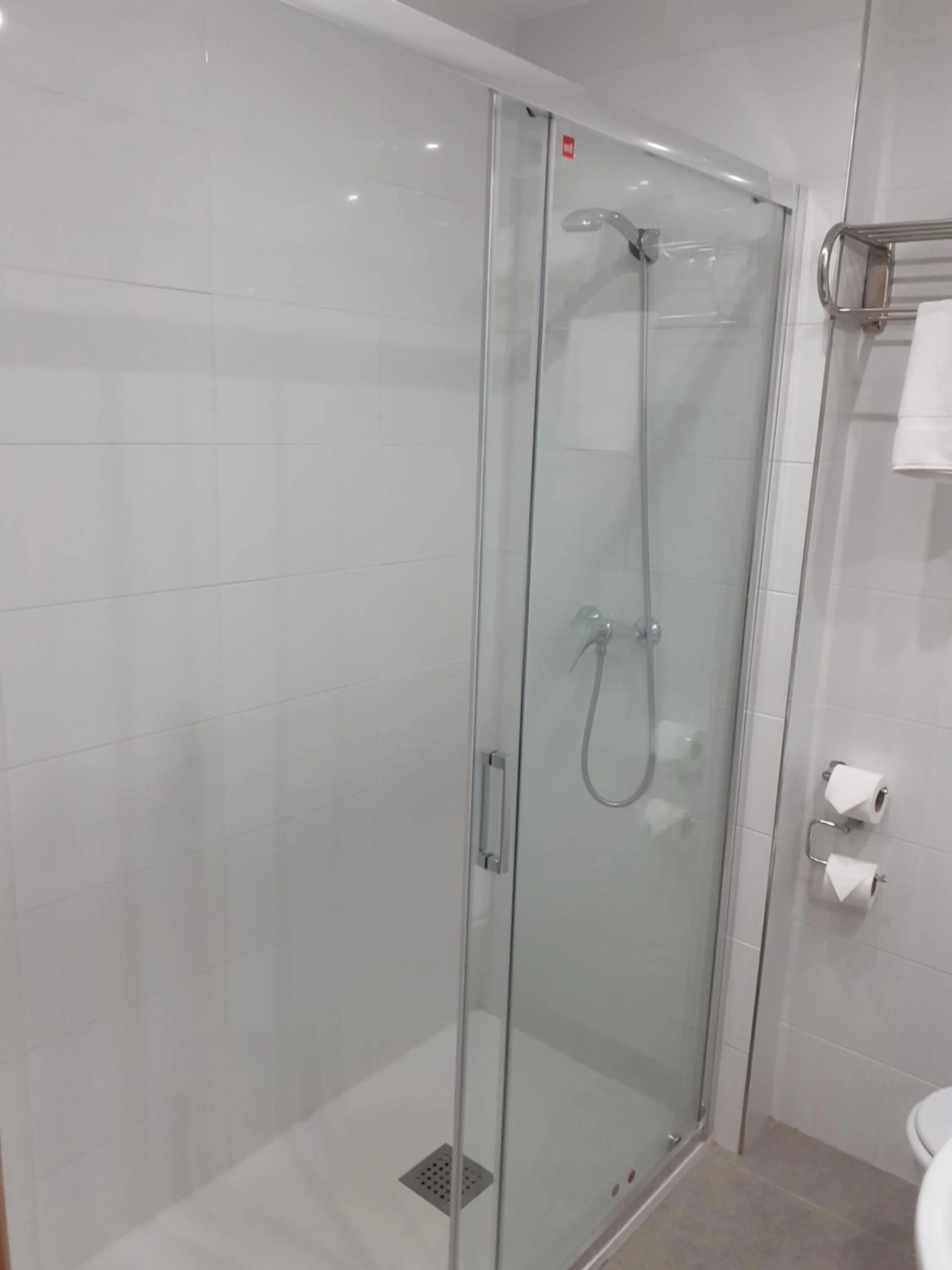 Bathroom in Hotel Varadoiro